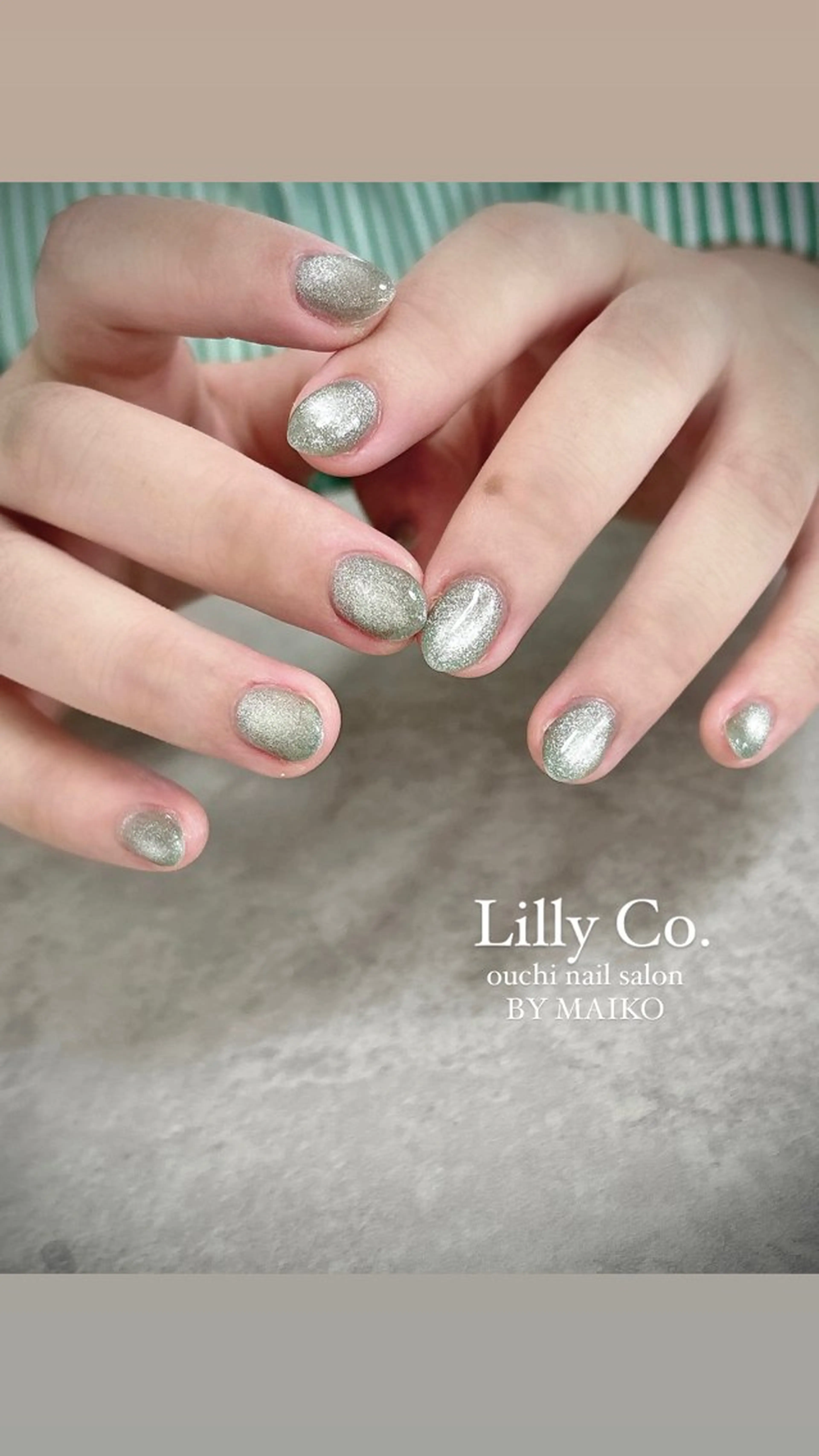 ネイル ブルー グリーン ハンドネイル ハンドケア Lilly Co.のネイルデザイン