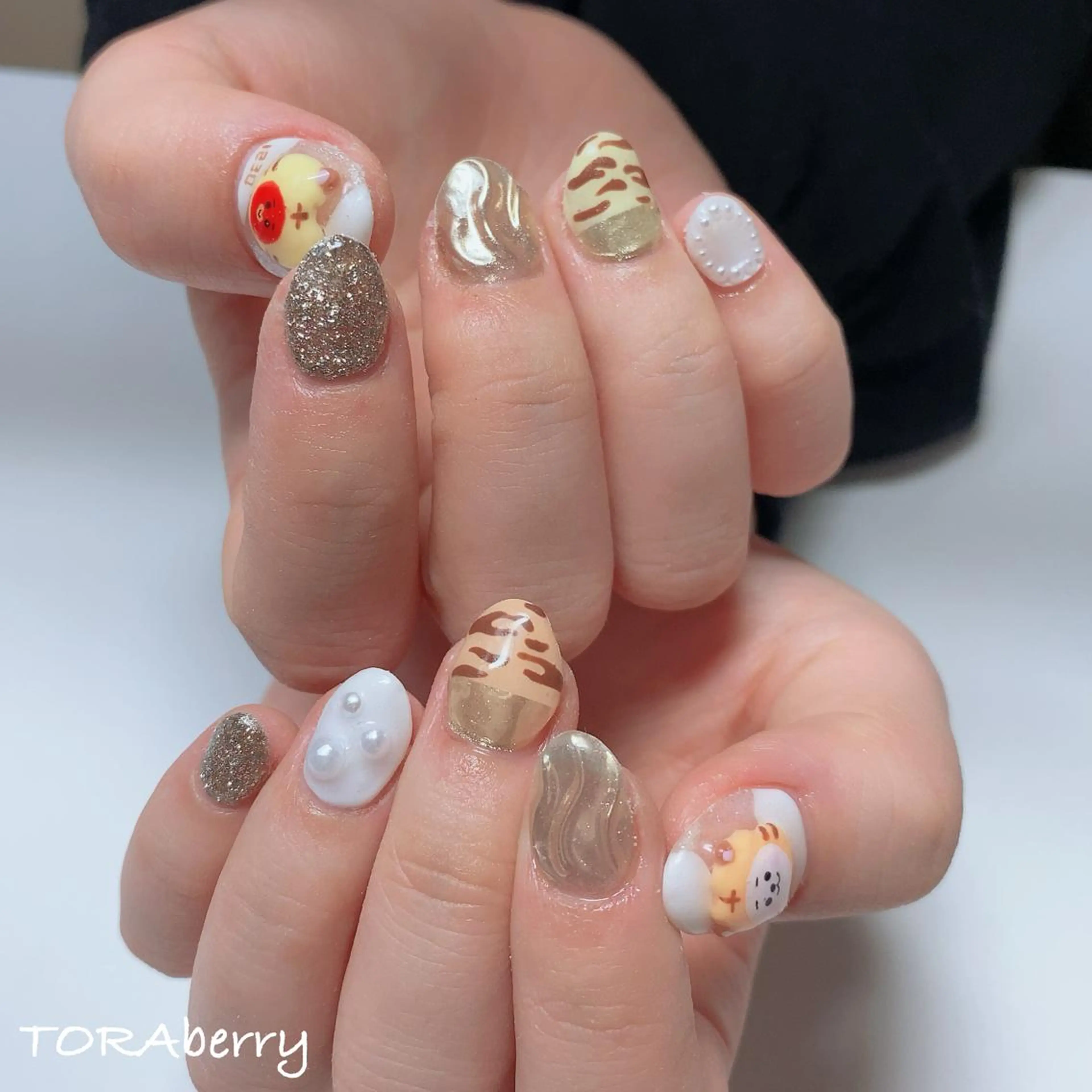 ネイル ハンドネイル ネイリスト なつみのネイルデザイン