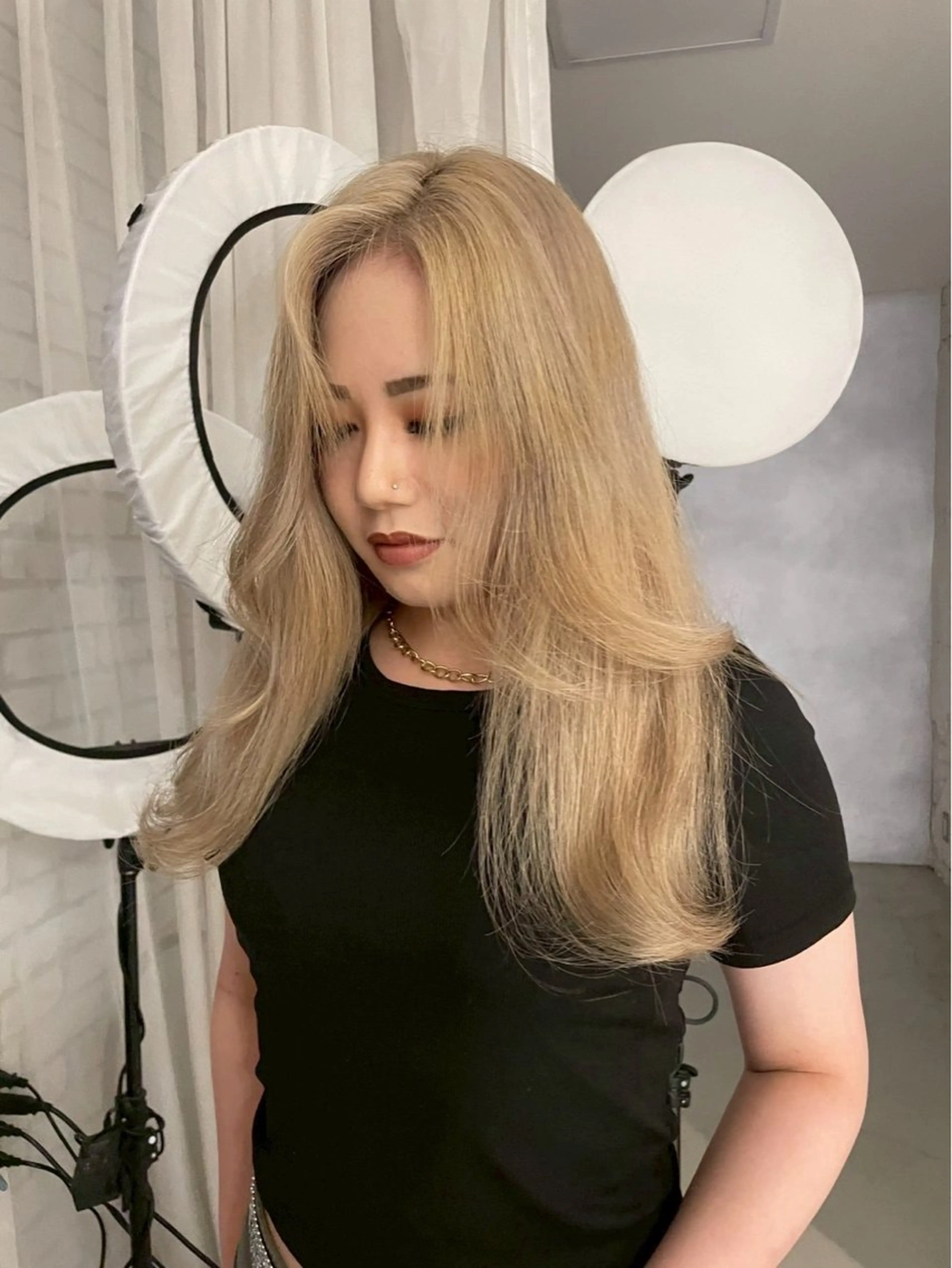 ロング 🇨🇳ハイトーン ワンホン🇰🇷ななのヘアスタイル