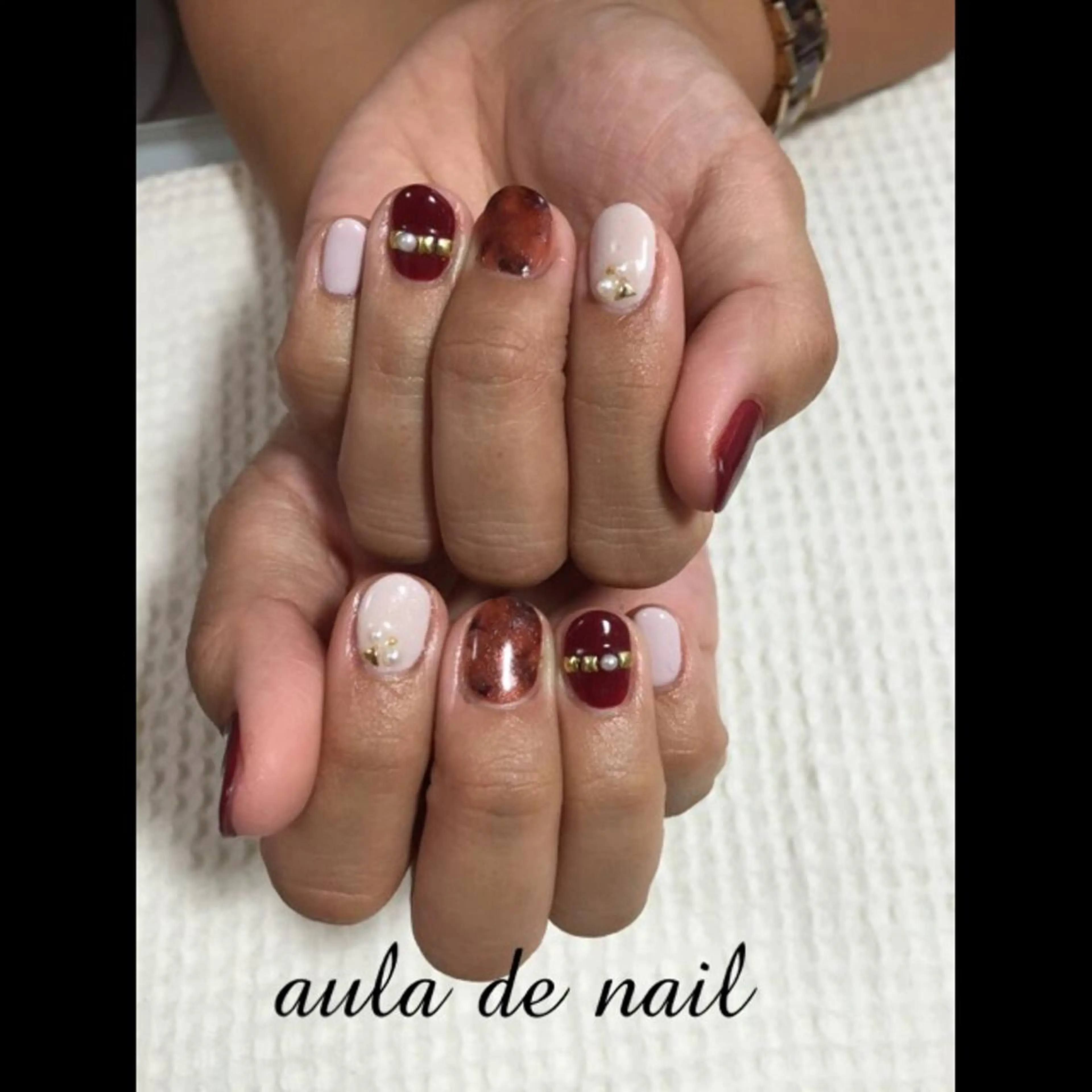 ネイル べっ甲ネイル ボルドー auladenail アウラデネイルのネイルデザイン
