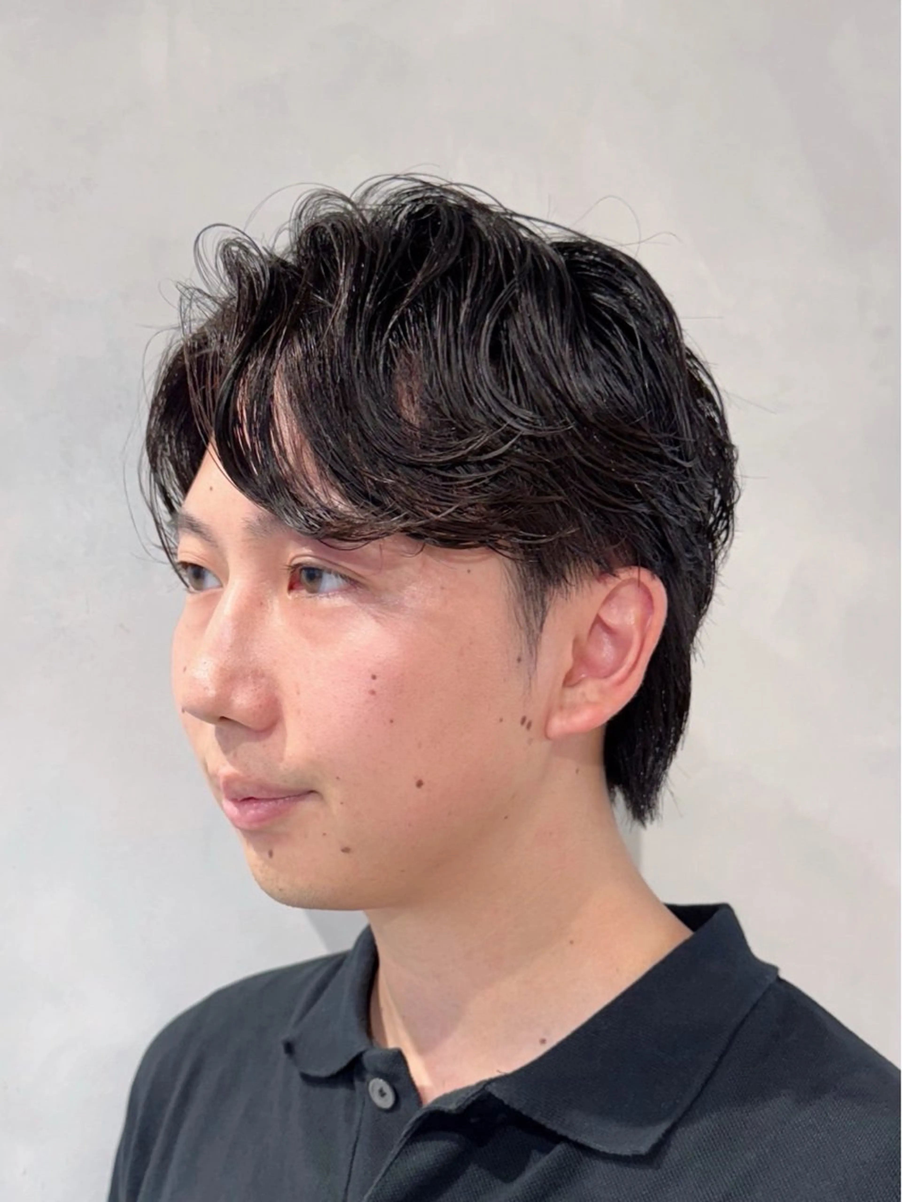 ショート パーマ メンズ 渋谷レイヤーカット/ 暖色艶カラー🩵高橋のヘアスタイル
