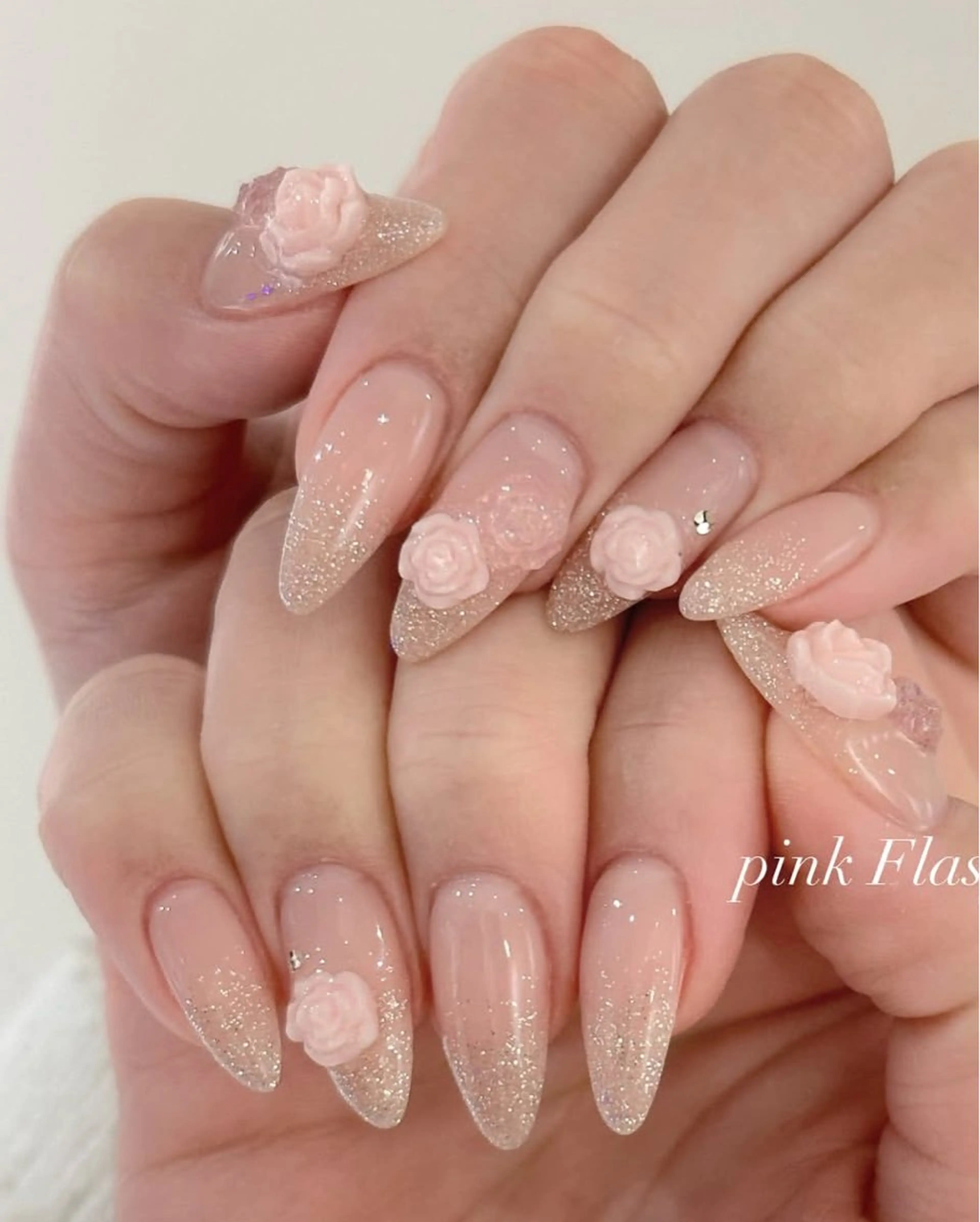 ネイル ハンドネイル ハンドケア モナ& あきのネイルデザイン