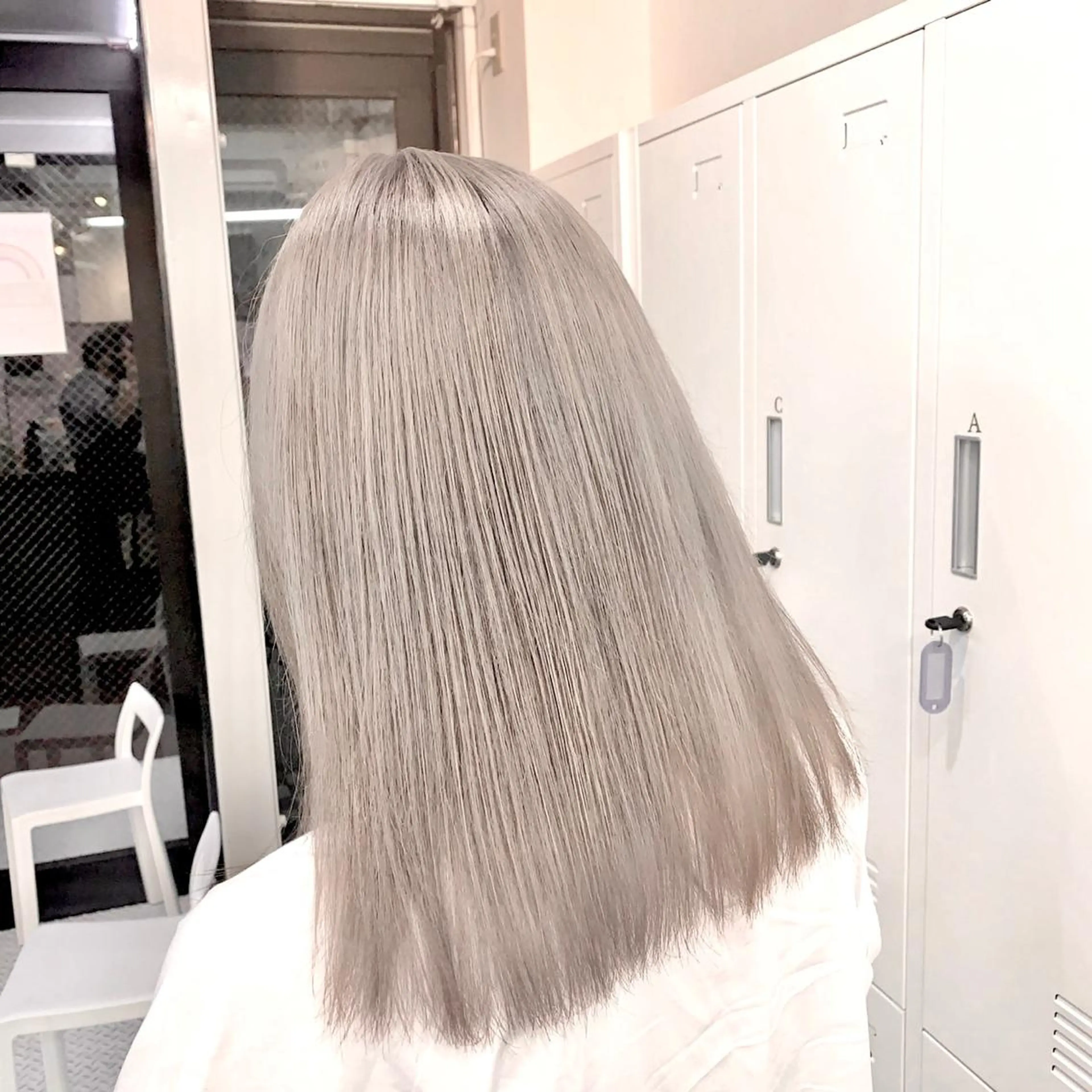 セミロング カラー ヘアアレンジ 🐺ウルフの神🐺 /カラー/けいすけのヘアスタイル