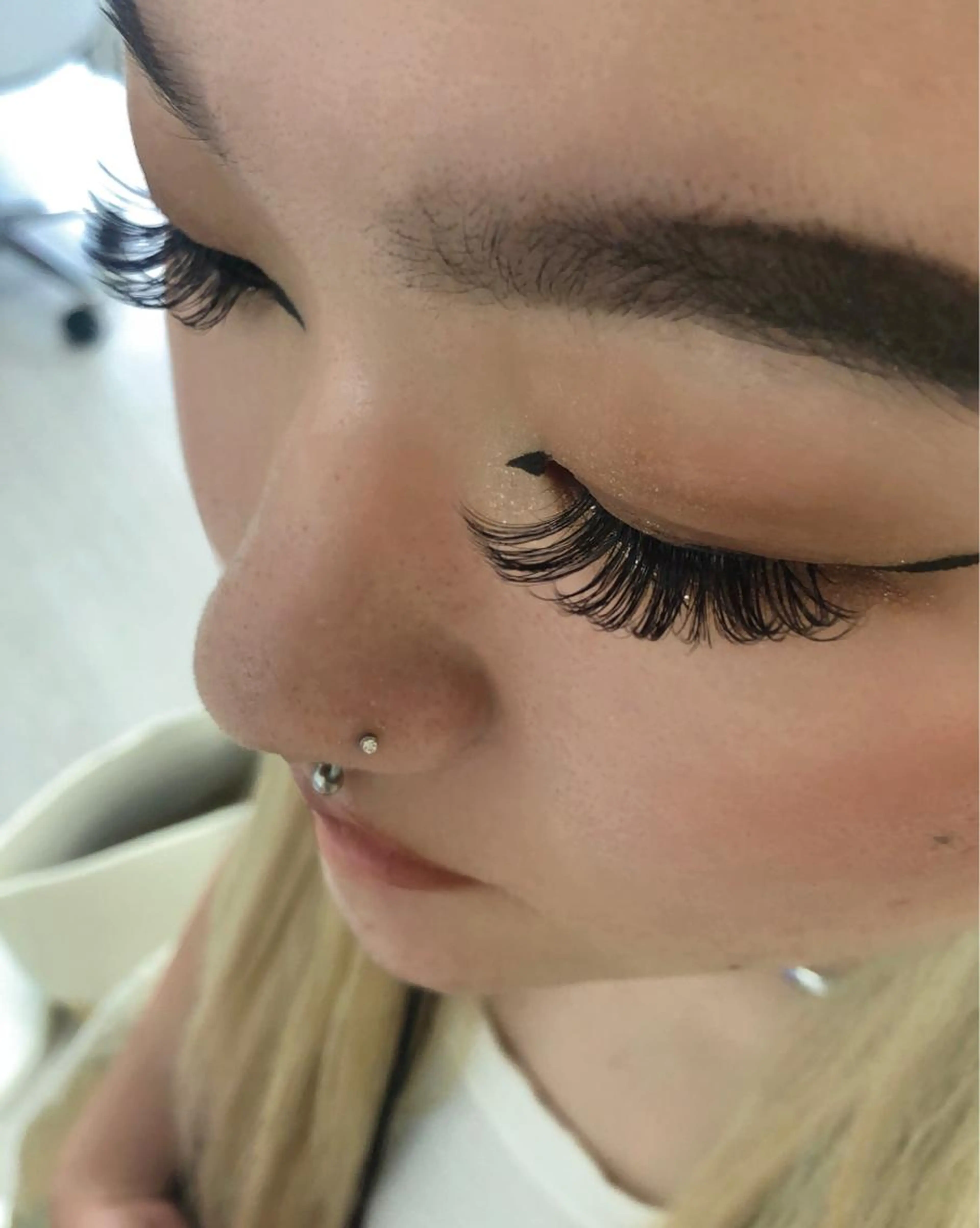 🐝限定ボリューム300本4980🍓2回目​〜​5980、オフ550円、LEDオフ1100円【口コミ🈹あり】の写真