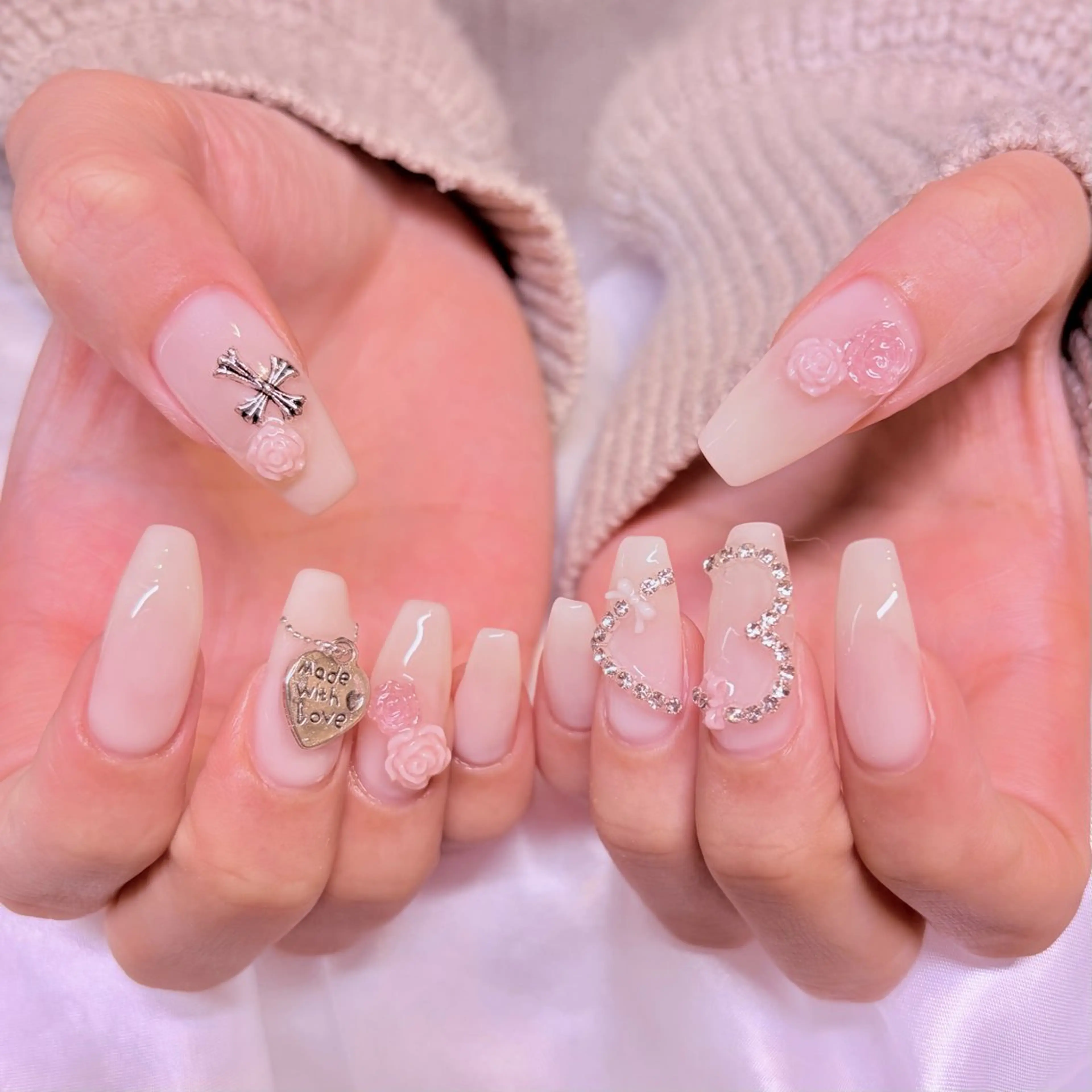 ネイル ハンドネイル nail salon e'mu💐のネイルデザイン