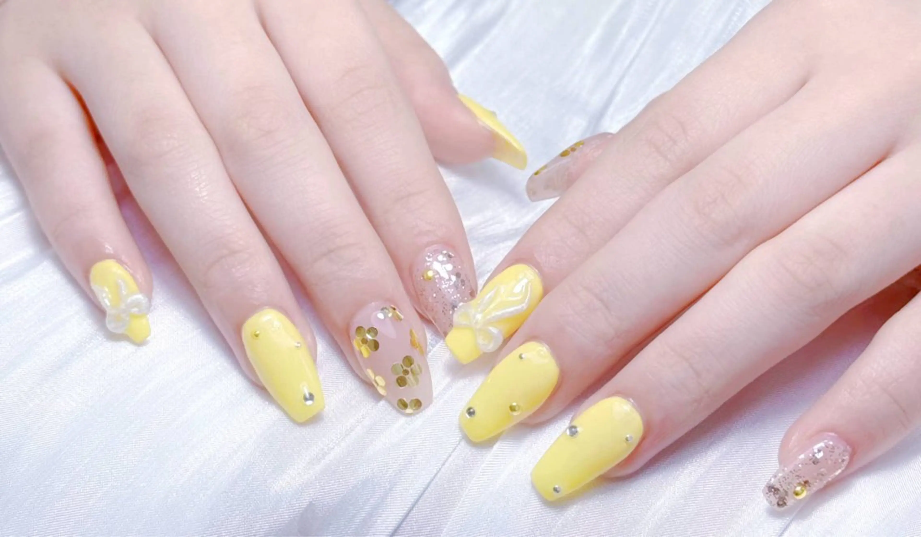 ネイル 小島 千尋のネイルデザイン