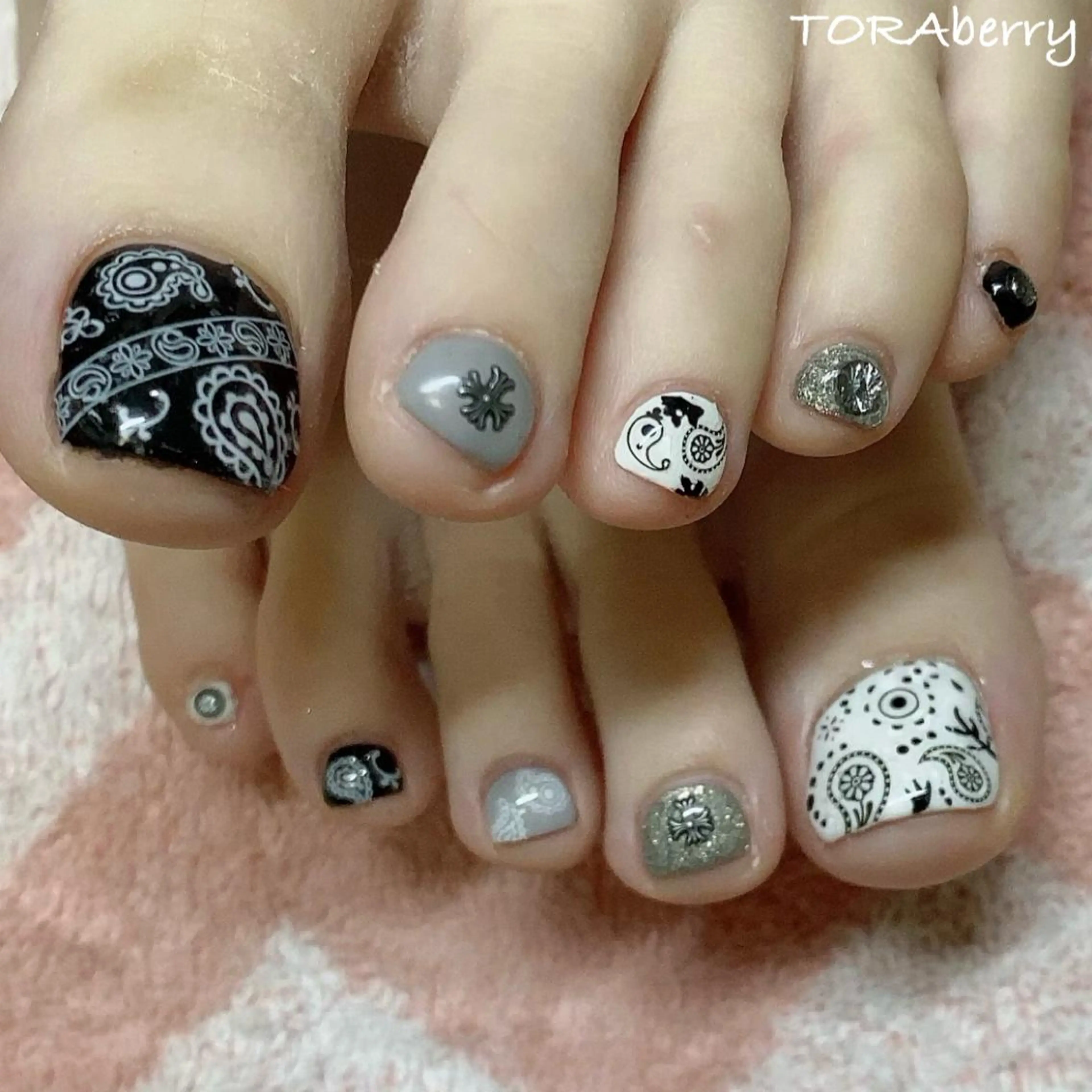 ネイル フットネイル ネイリスト なつみのネイルデザイン