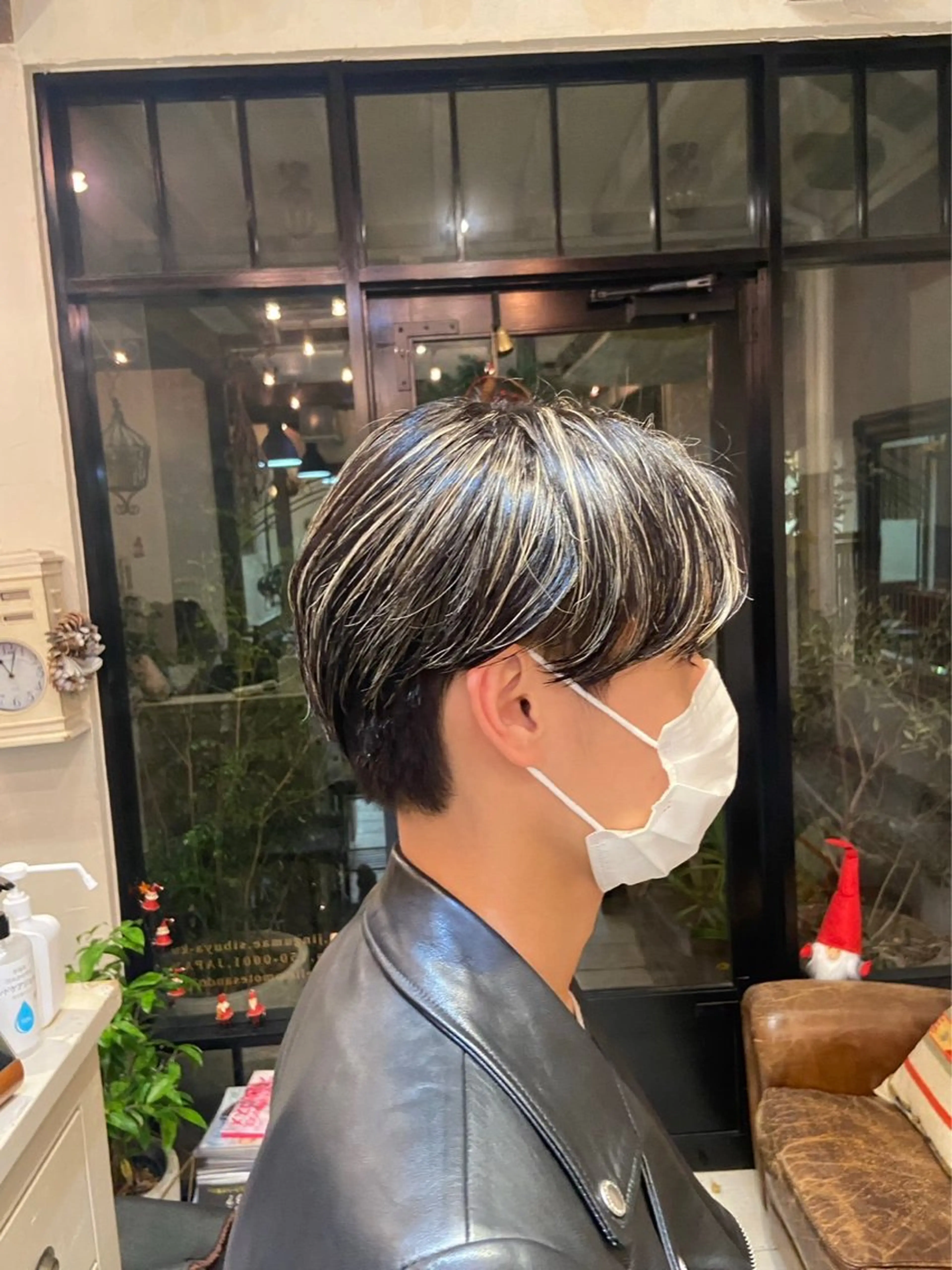 ショート カラー メンズ メンズハイライト ハイライトカラー ハイライト 抜きっぱなしブロンド /ハイトーン/カナタのヘアスタイル