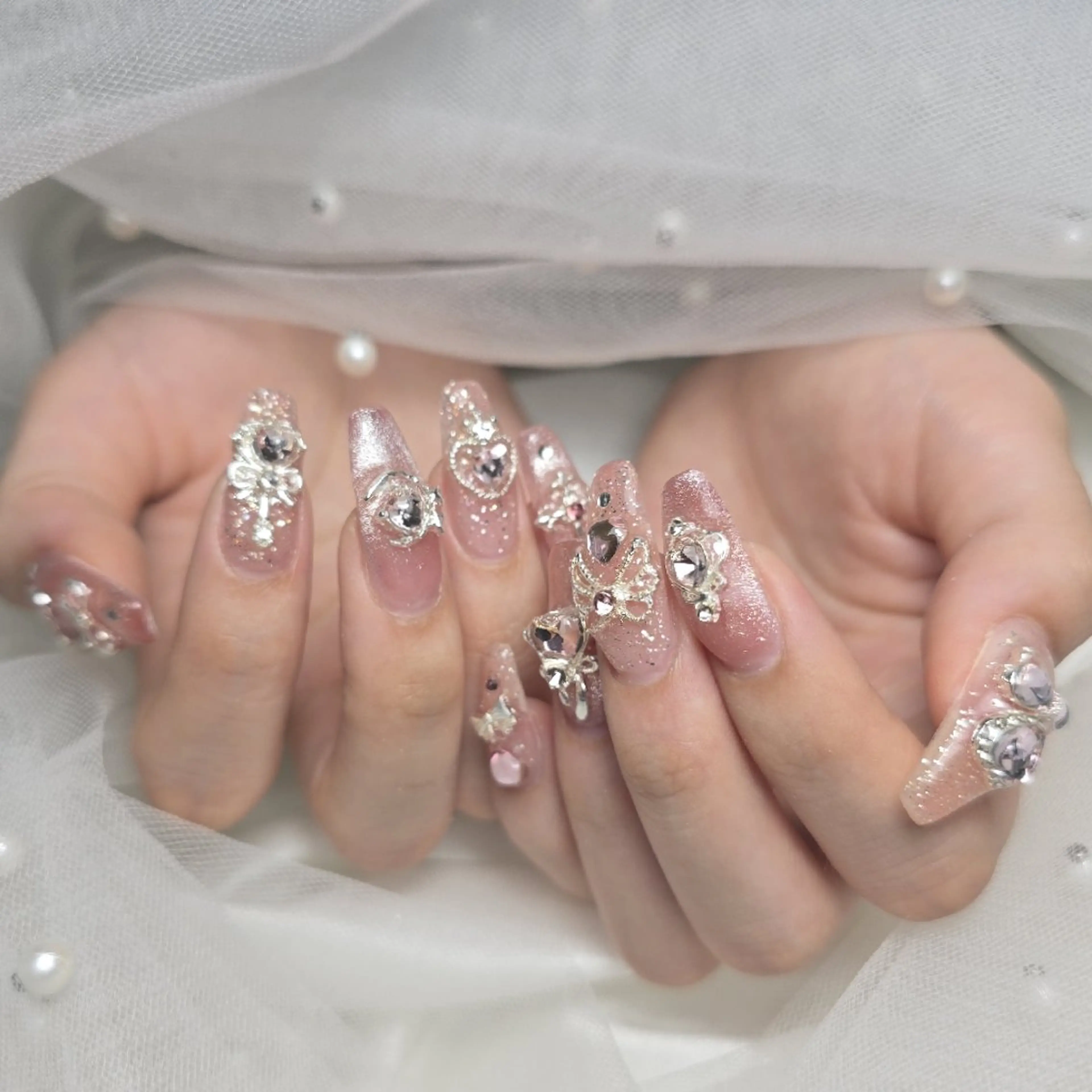 ネイル ビジュード ネイルのネイルデザイン