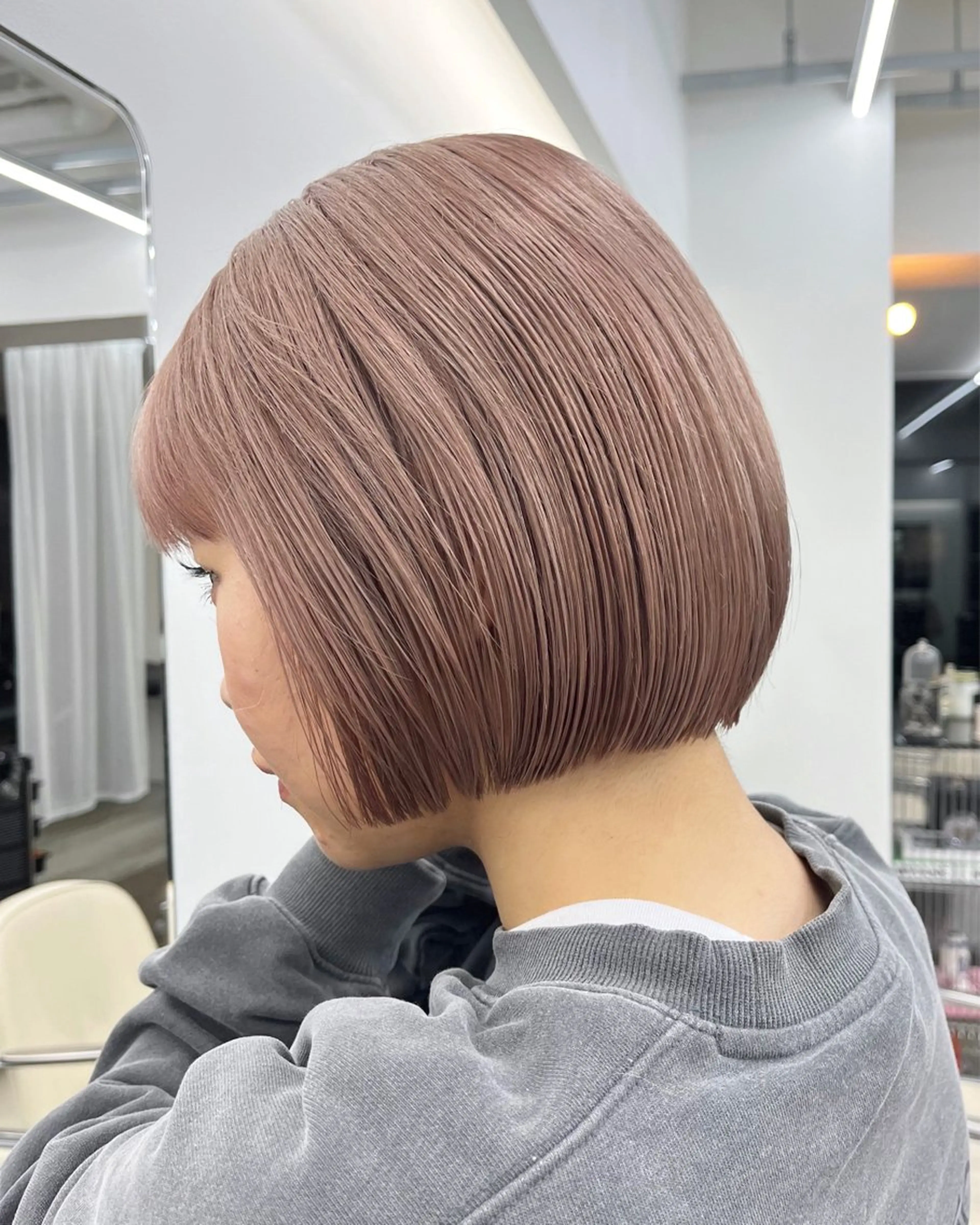 ショート カラー ムード造るハイトーン ケアブリーチ/ユウキのヘアスタイル