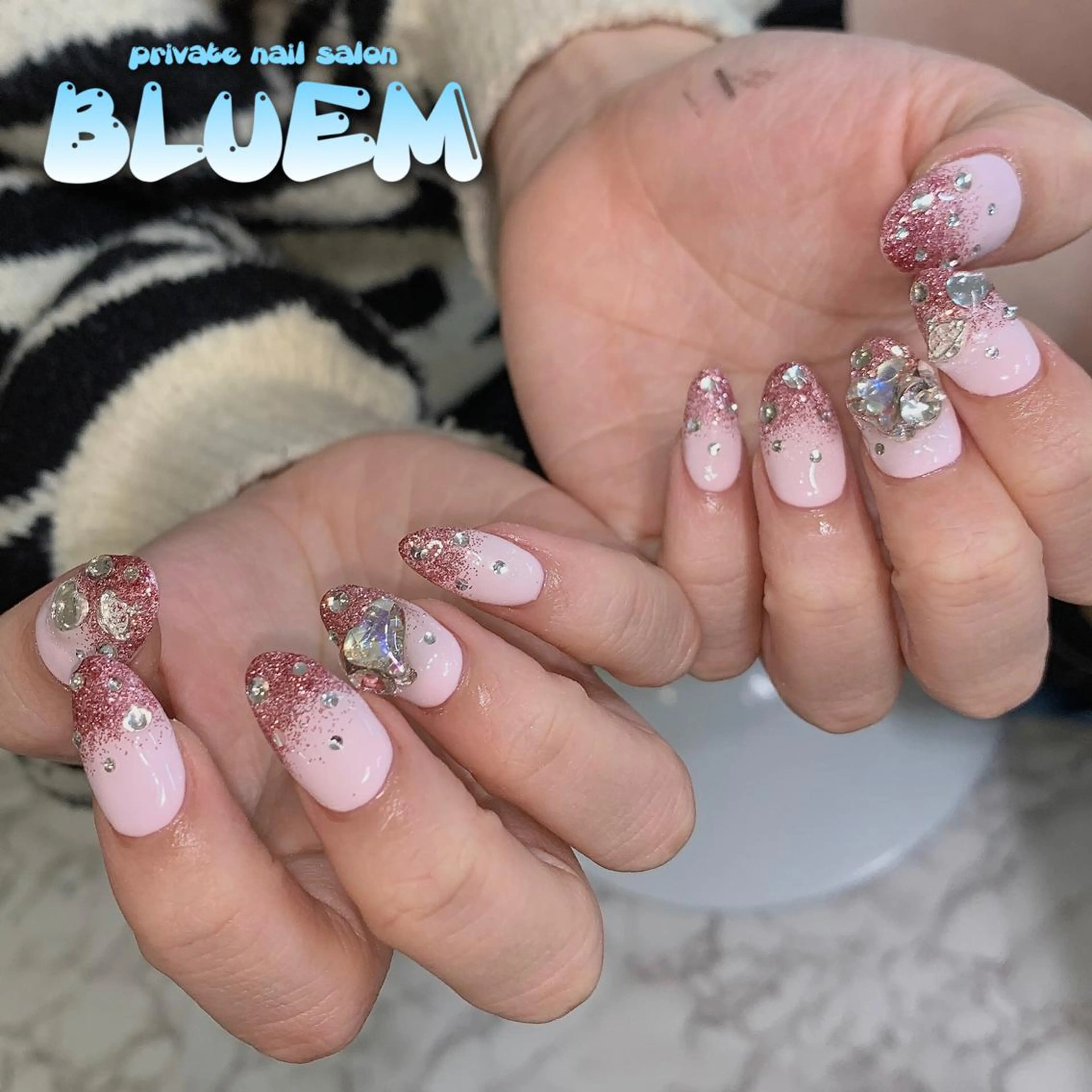 ネイル ハンドネイル BLUEM なな🐶のネイルデザイン