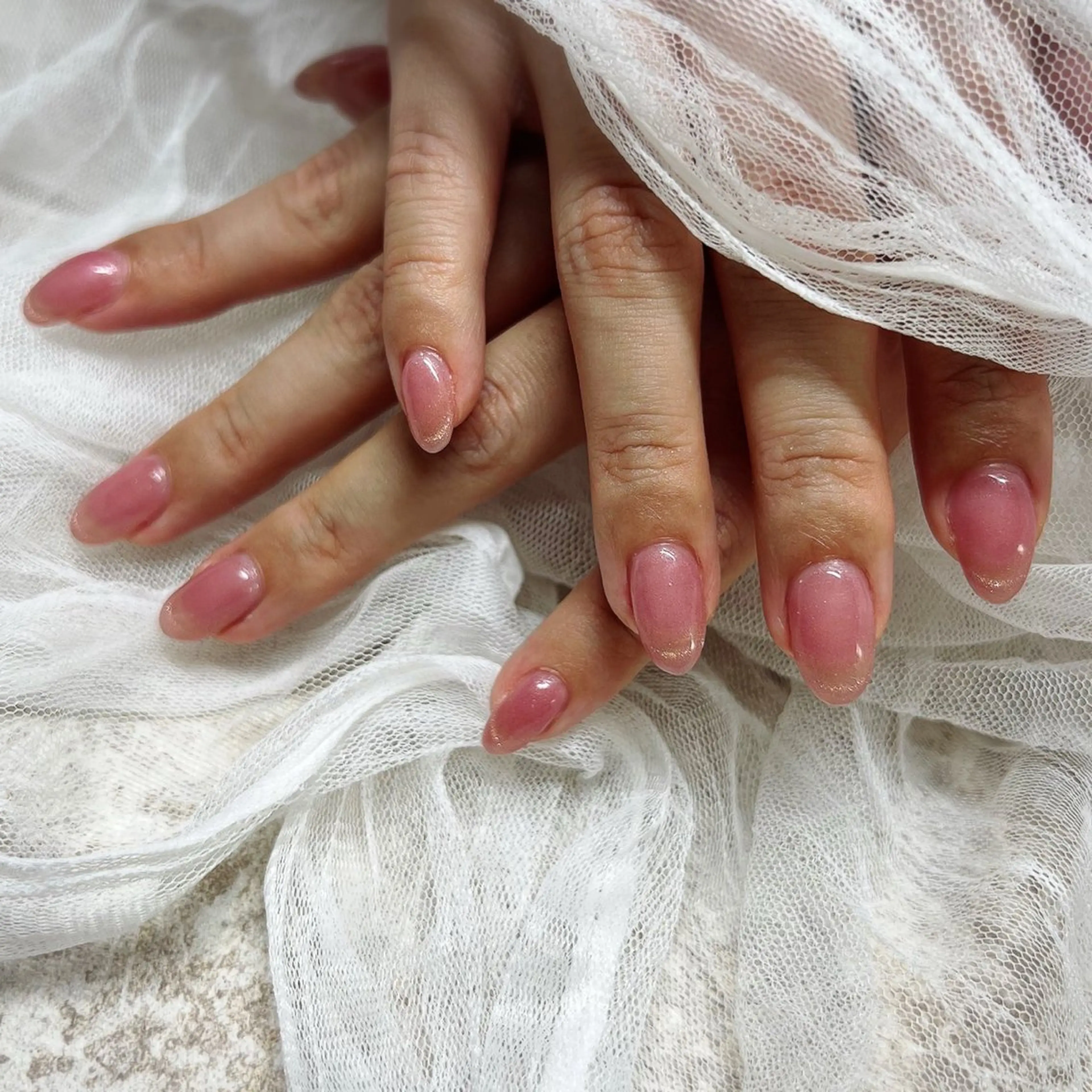 ネイル マグネットネイル ピンク ハンドネイル ルミエナ銀座 KATAOKAのネイルデザイン