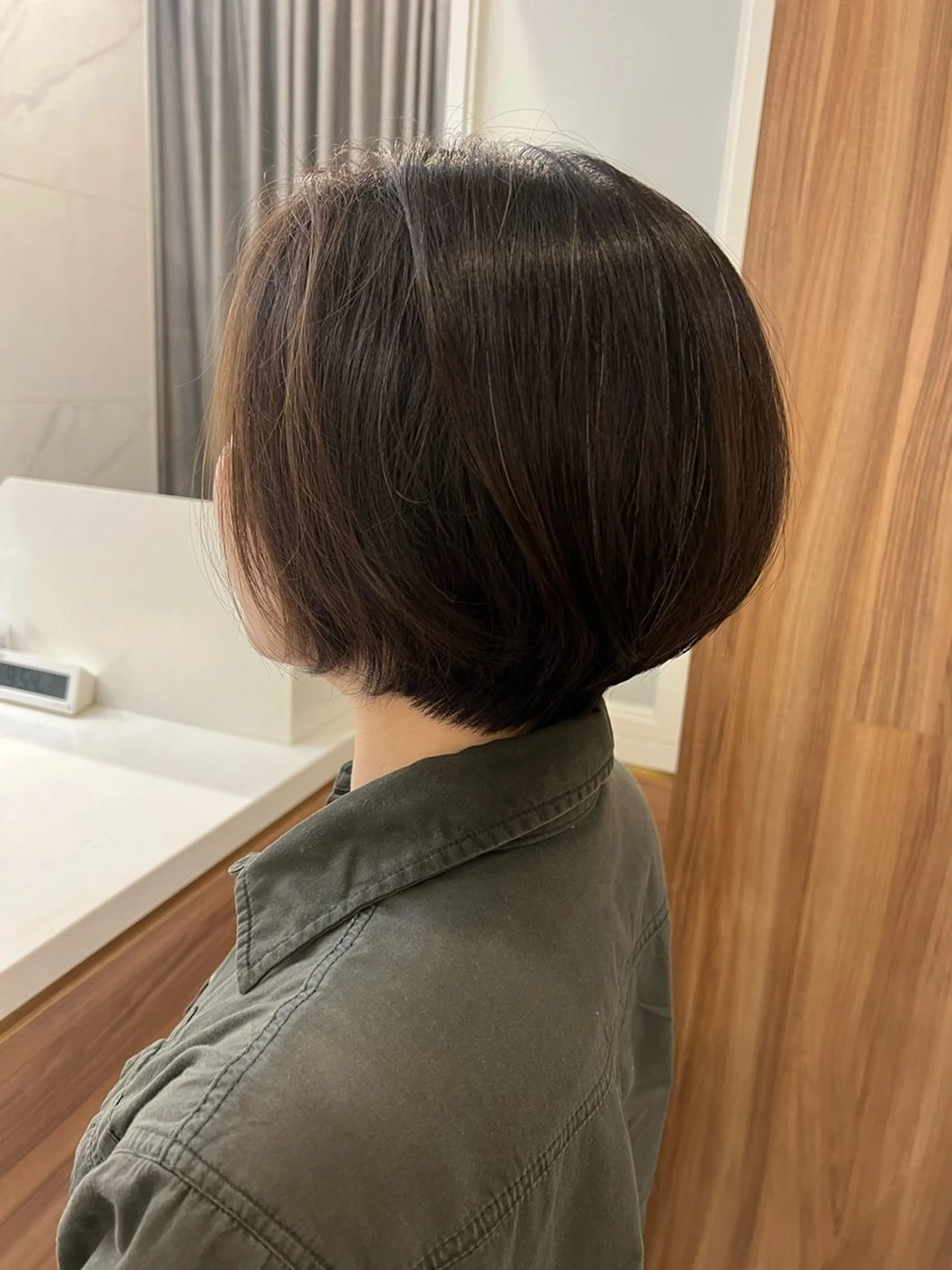 ショート 村中 逸紀のヘアスタイル