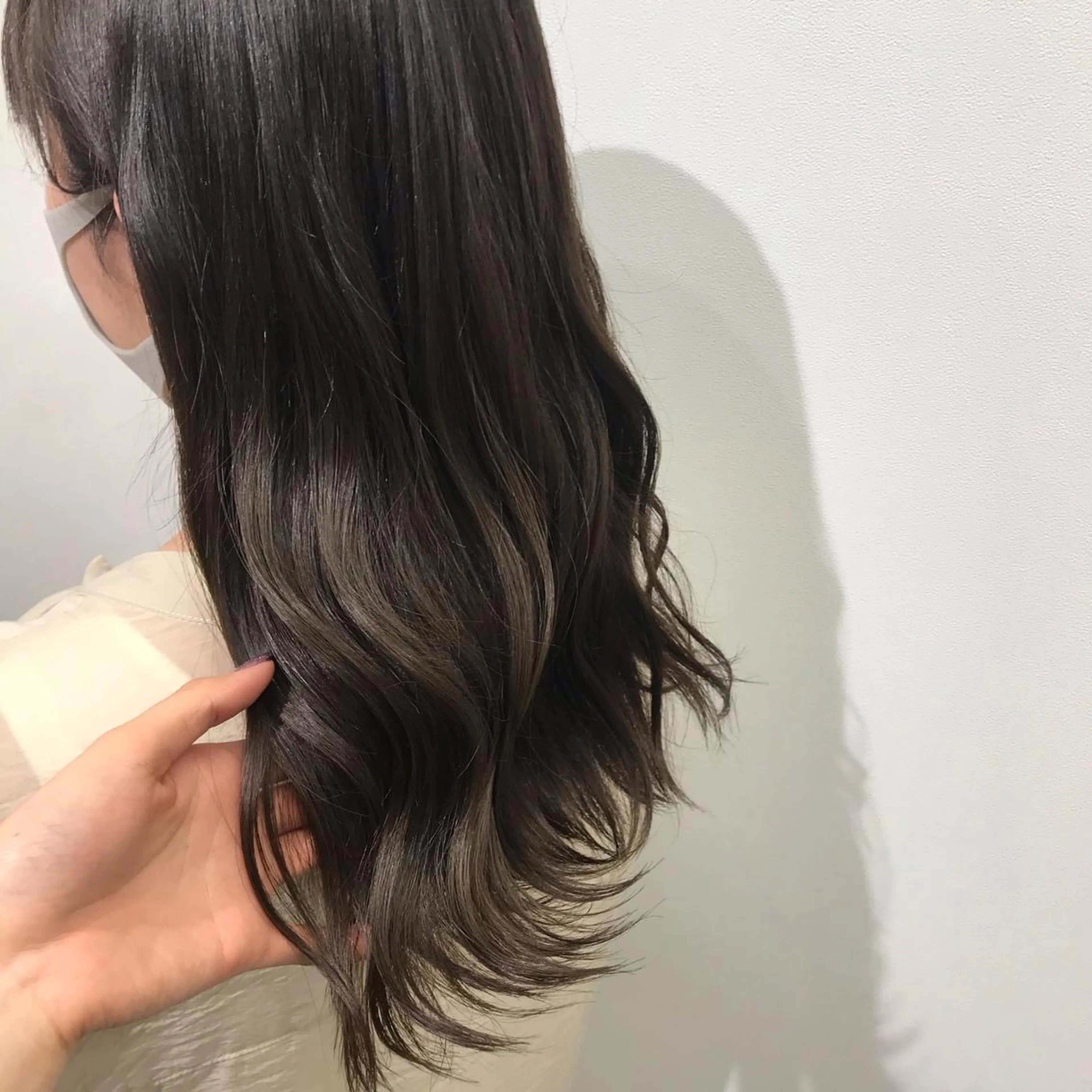 セミロング カラー 飯塚 青空のヘアスタイル
