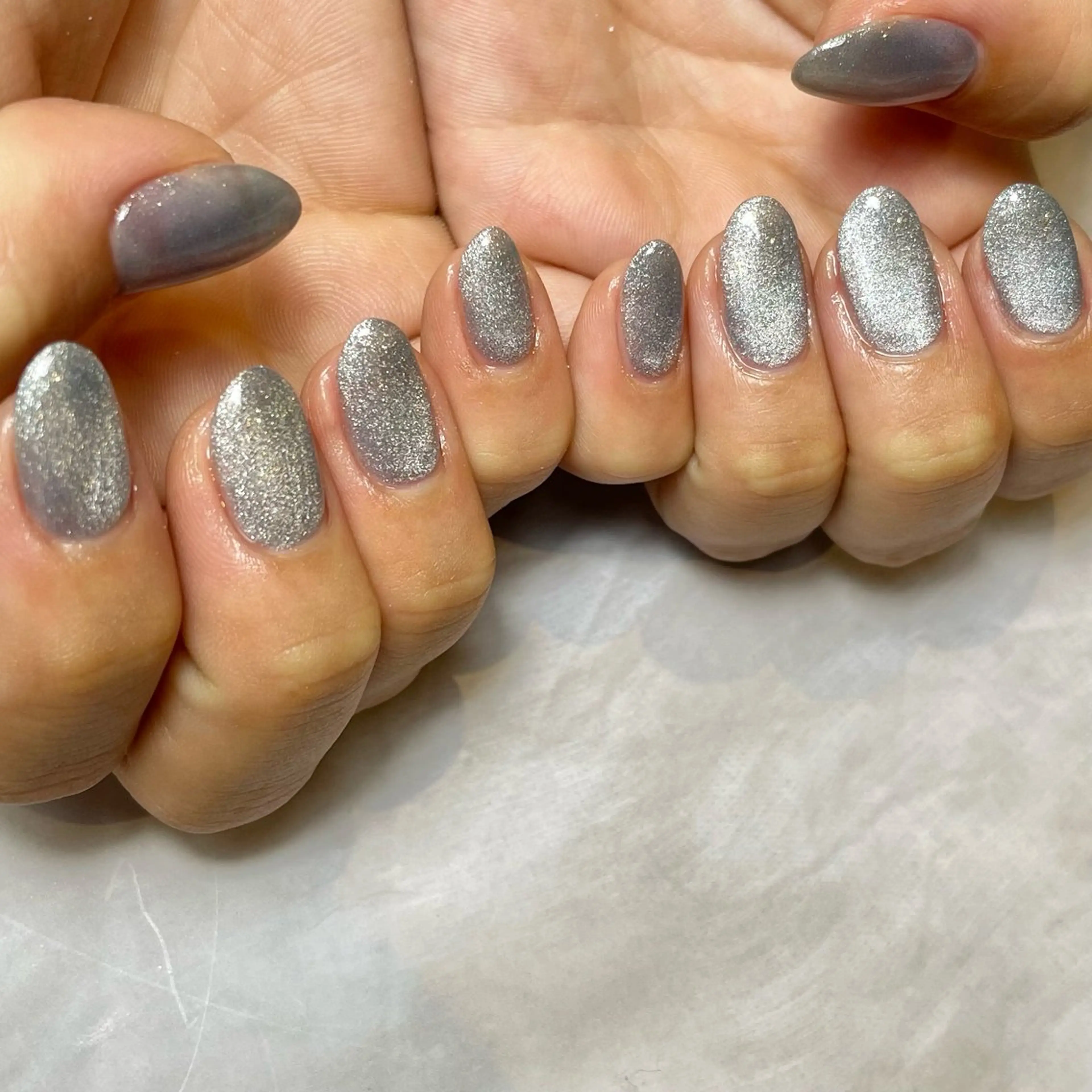 ネイル ブルー マグネットネイル マグネットワンカラー ワンカラーネイル ハンドネイル Reflection marikoのネイルデザイン