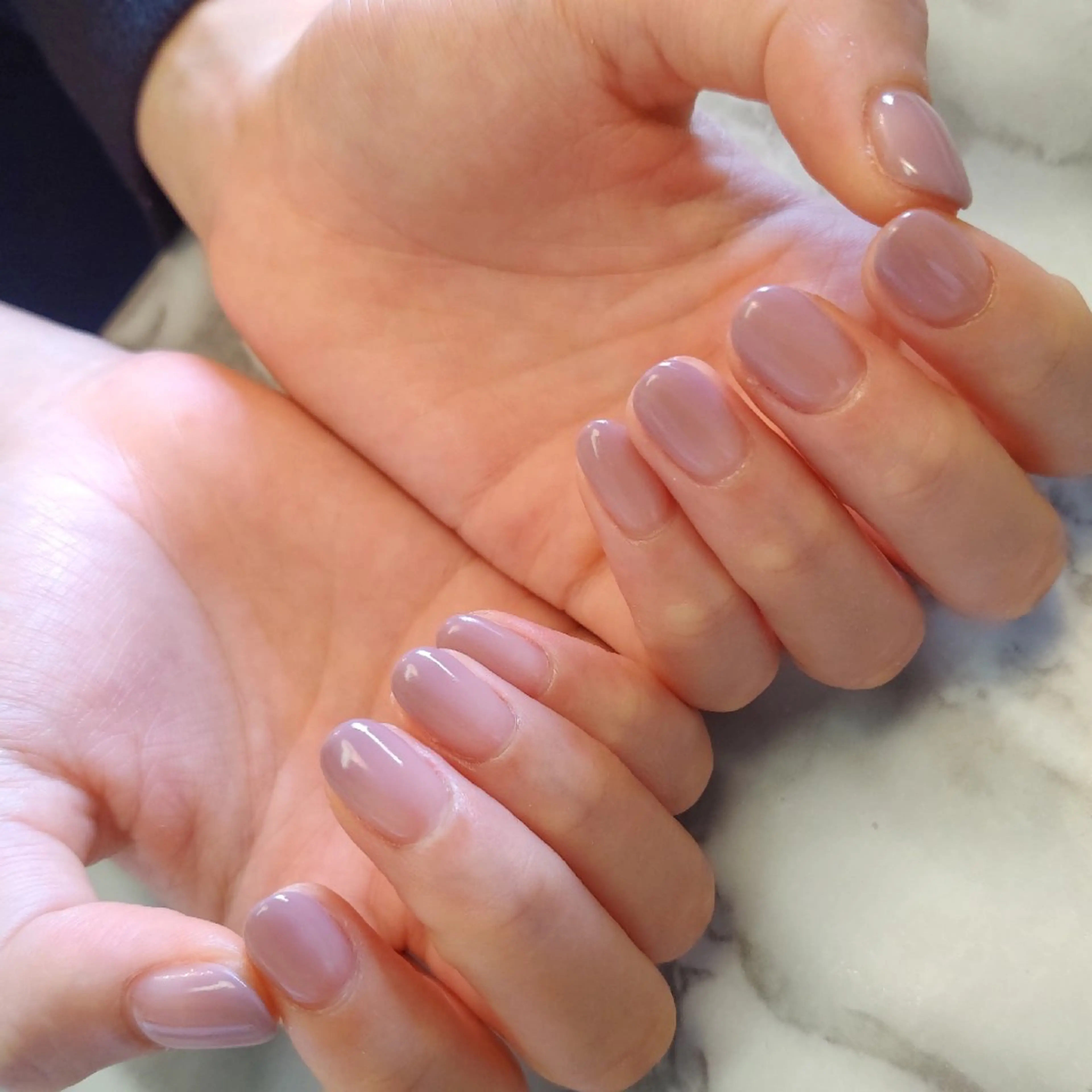 ネイル グラデーション ジェヌインネイル 河内のネイルデザイン