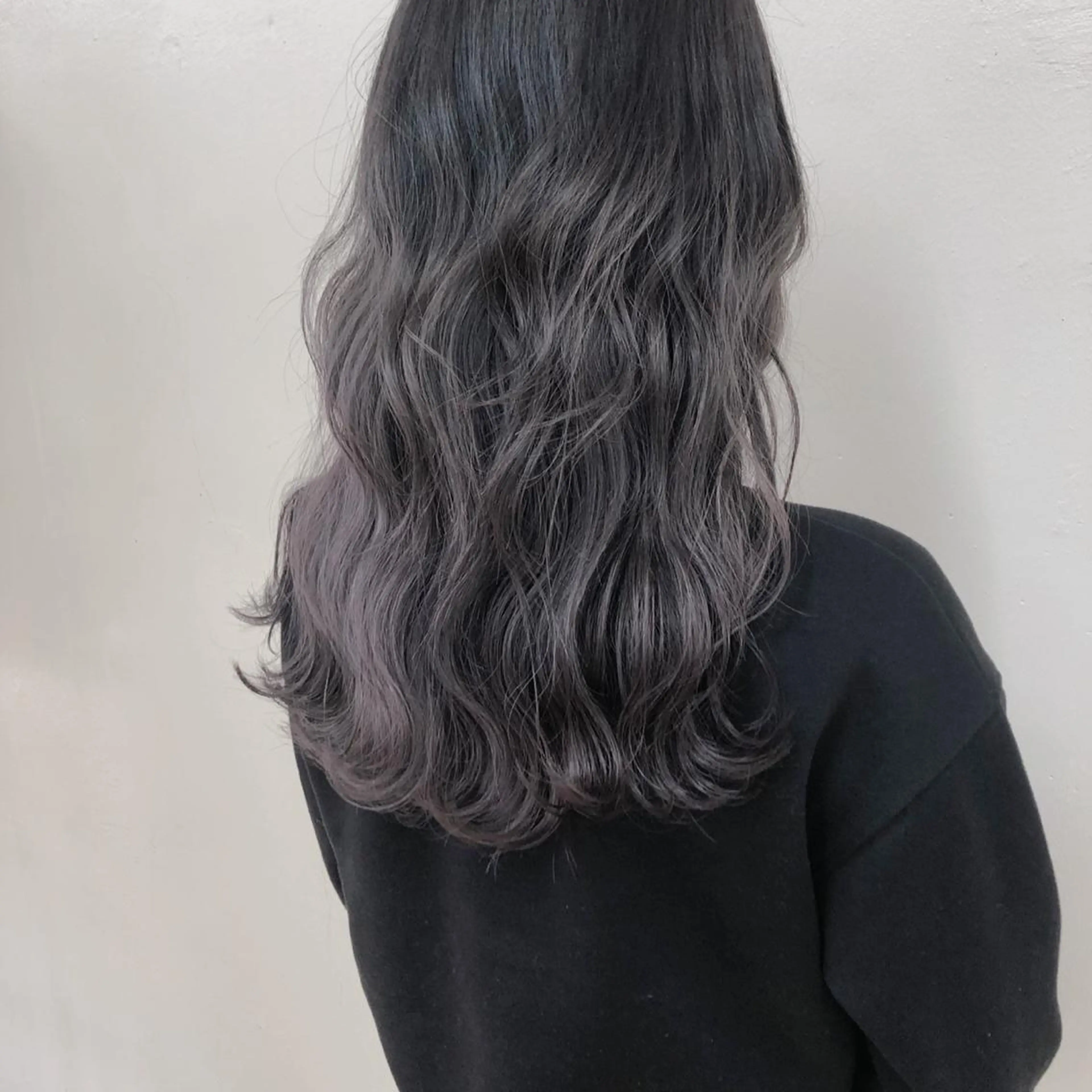 セミロング パープルカラー 韓国ヘア指名率 No. 1小堀京介のヘアスタイル