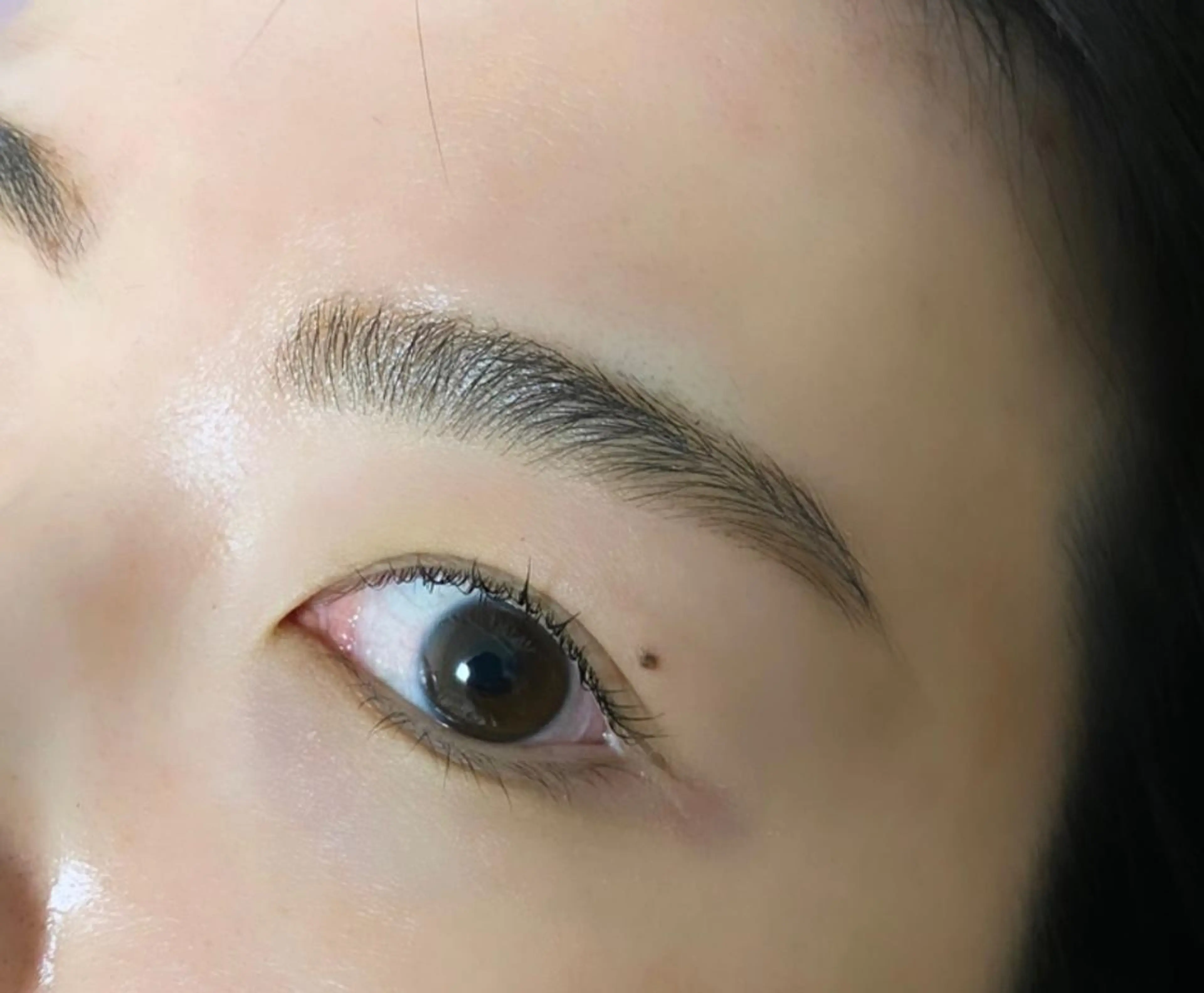 アイブロウ EYES YUNのマツエク・マツパデザイン