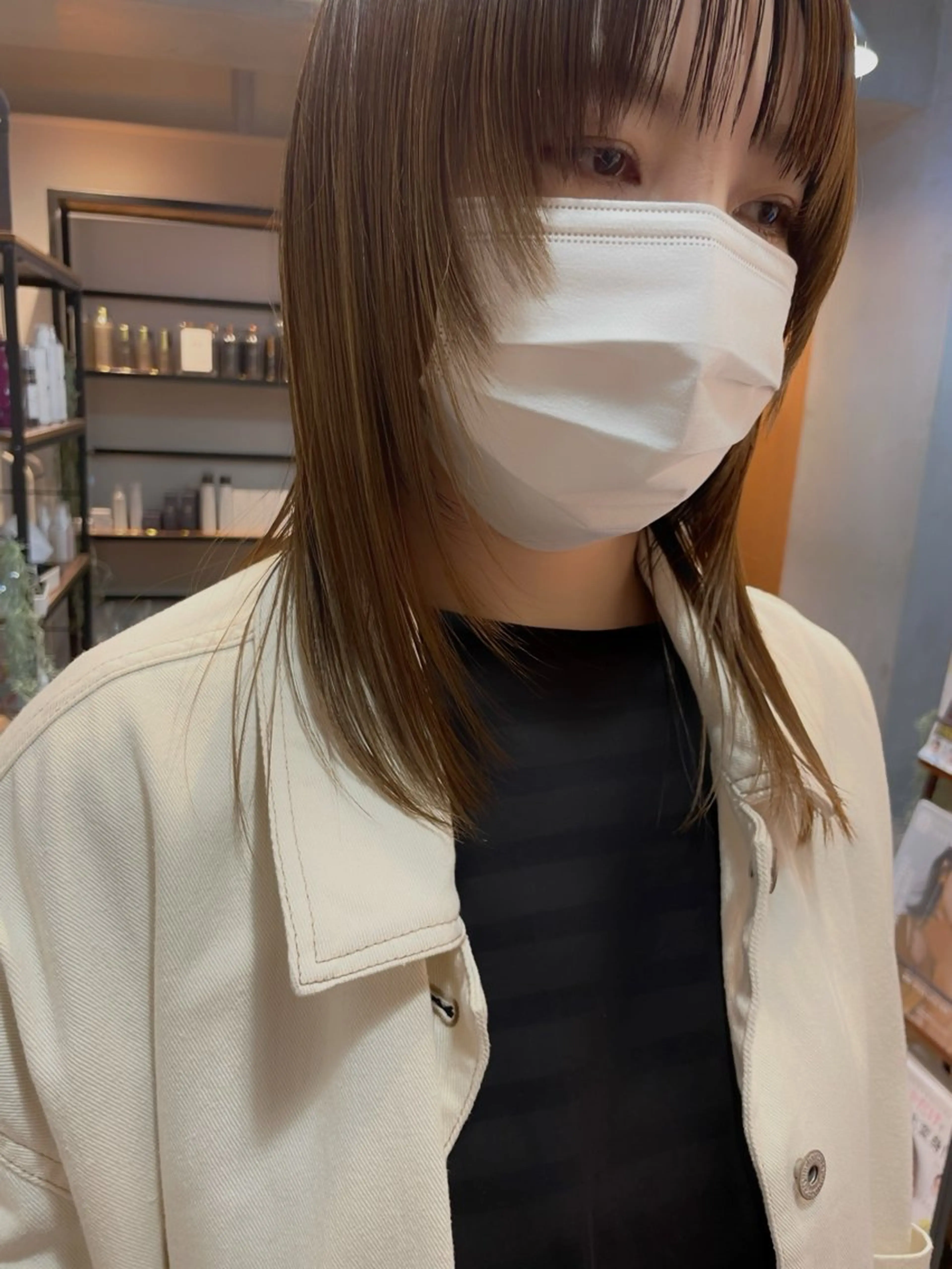 ミディアム カラー 顔まわりレイヤー レイヤーカット 中顔面短縮ｘ髪質改善 絹髪をつくる人｜大橋のヘアスタイル