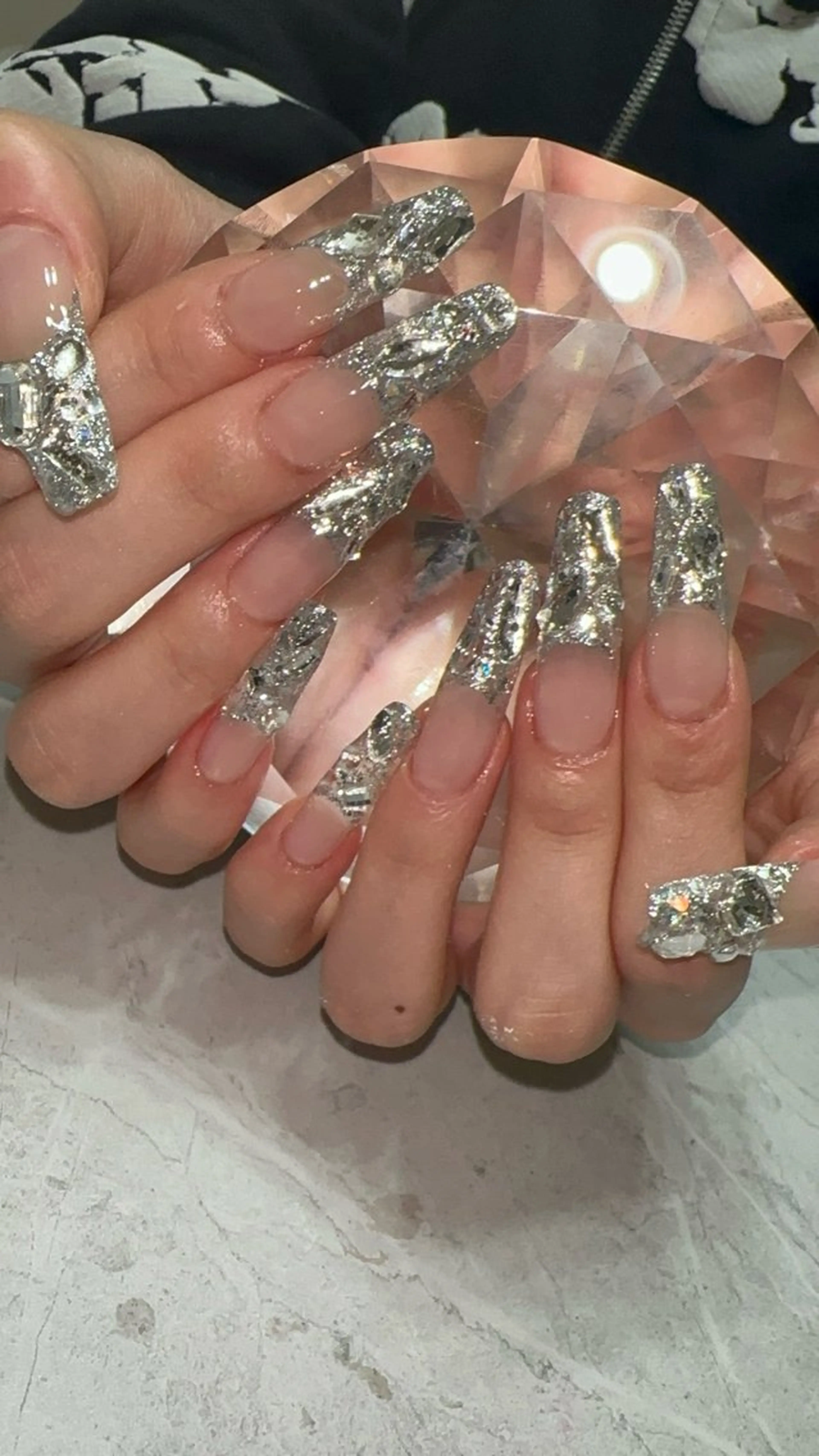 ネイル フレンチネイル キラキラネイル ハンドネイル with nail.のネイルデザイン