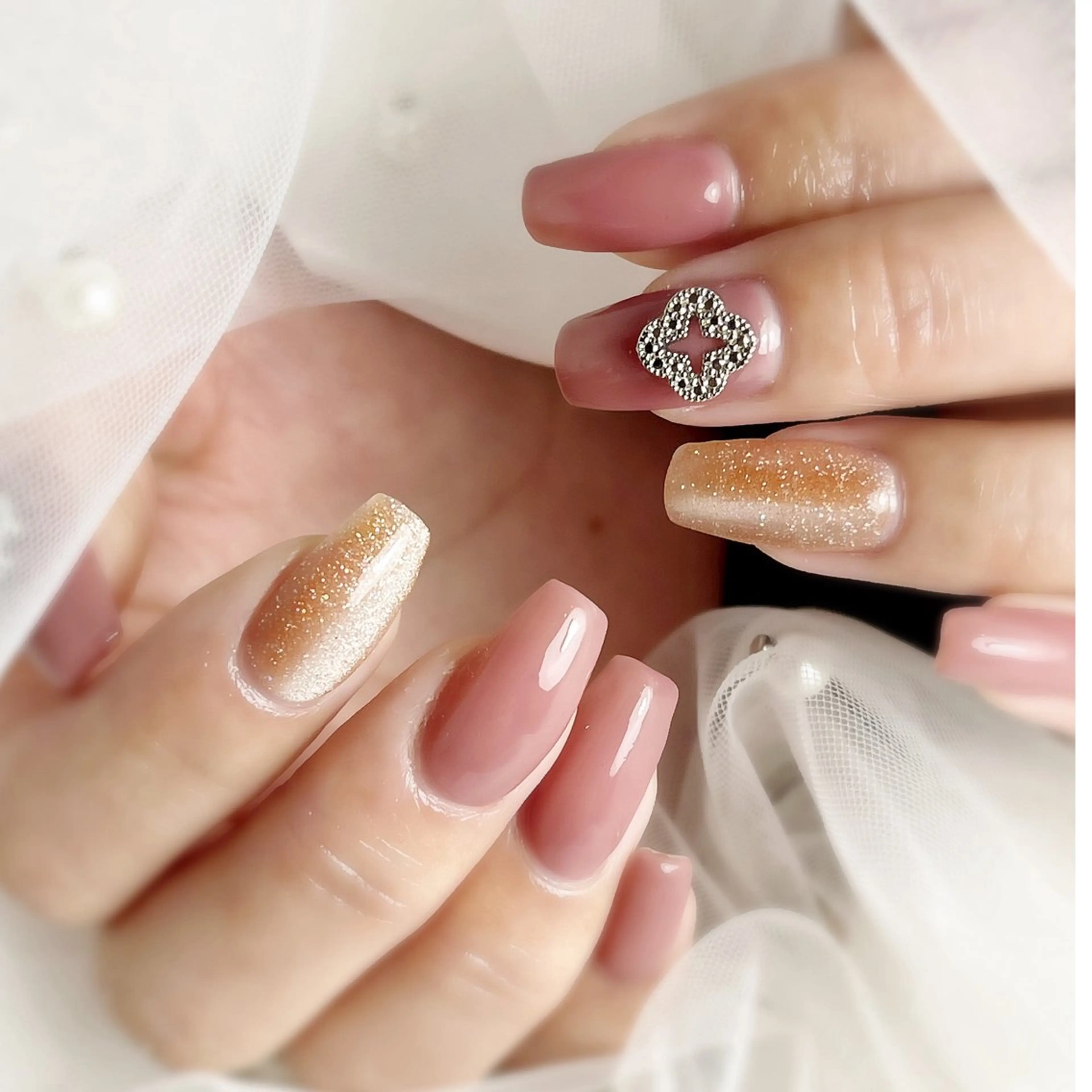 ネイル P nail所属・P nail ピーネイルのネイルデザイン