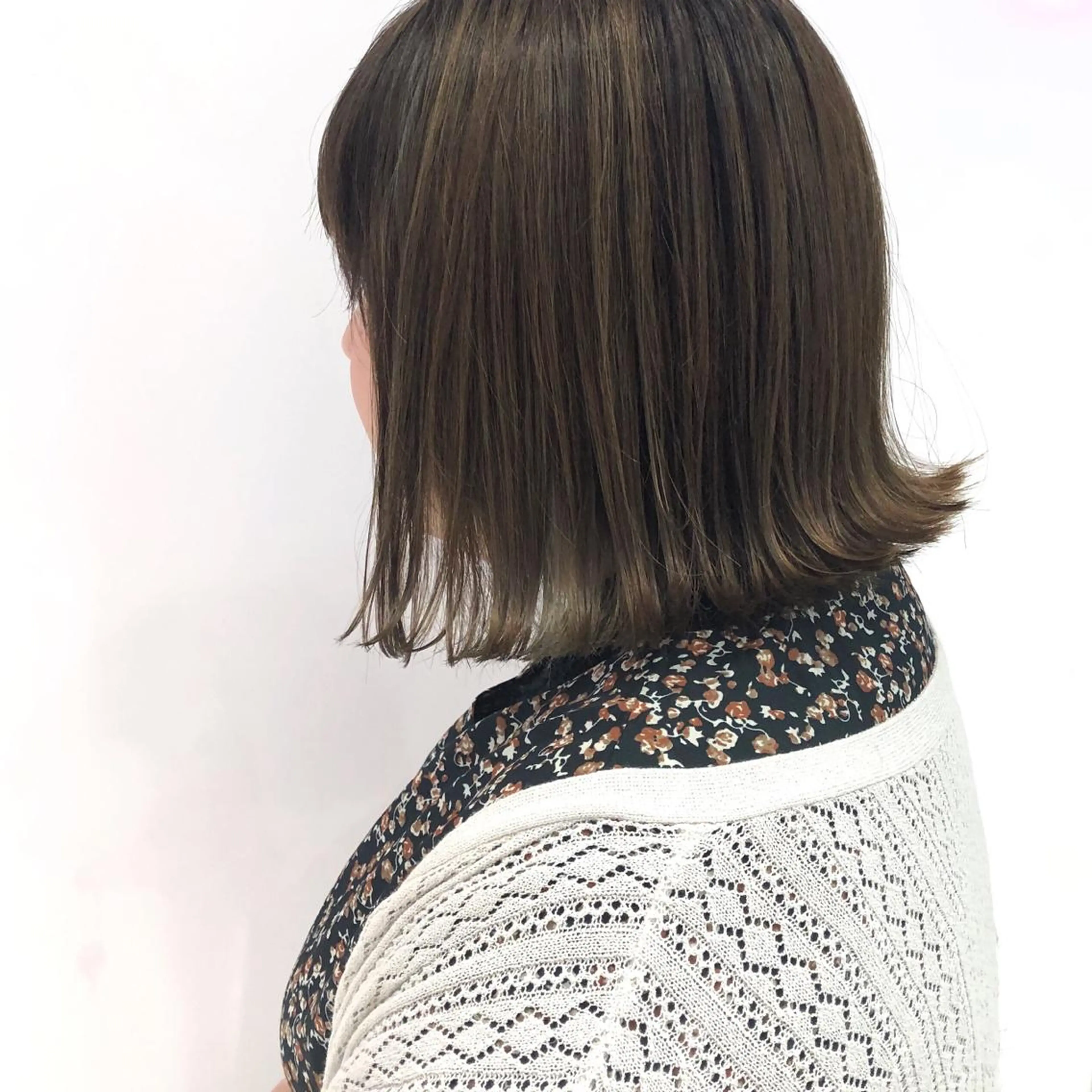 ミディアム カラー グレージュ ハイライトカラー ハイライト ヘアカラー keen吉祥寺所属・相川 愛実のヘアスタイル