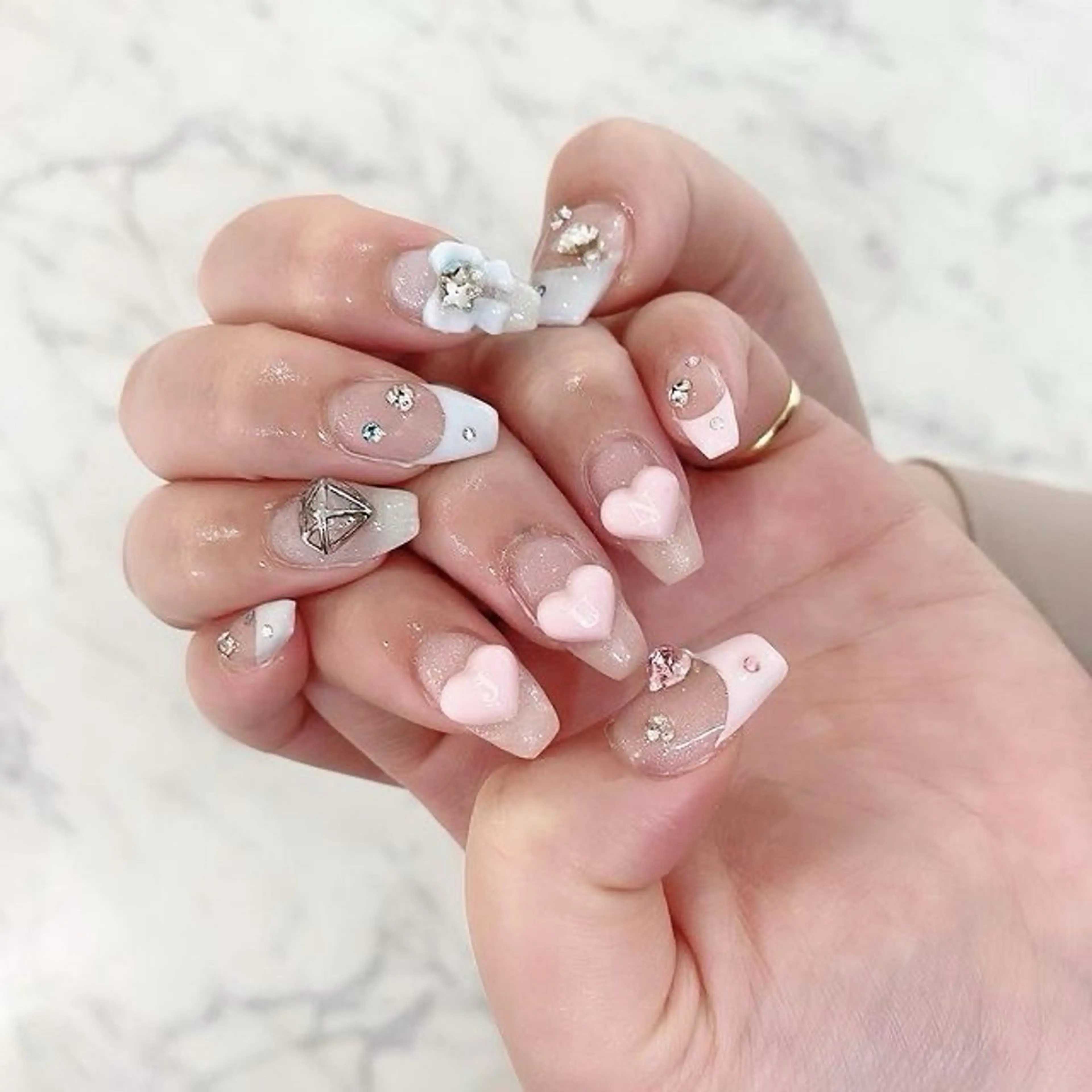 ネイル マグネットネイル ミラーネイル ニュアンスネイル ピンク ネイルチップ Lee Nailsのネイルデザイン
