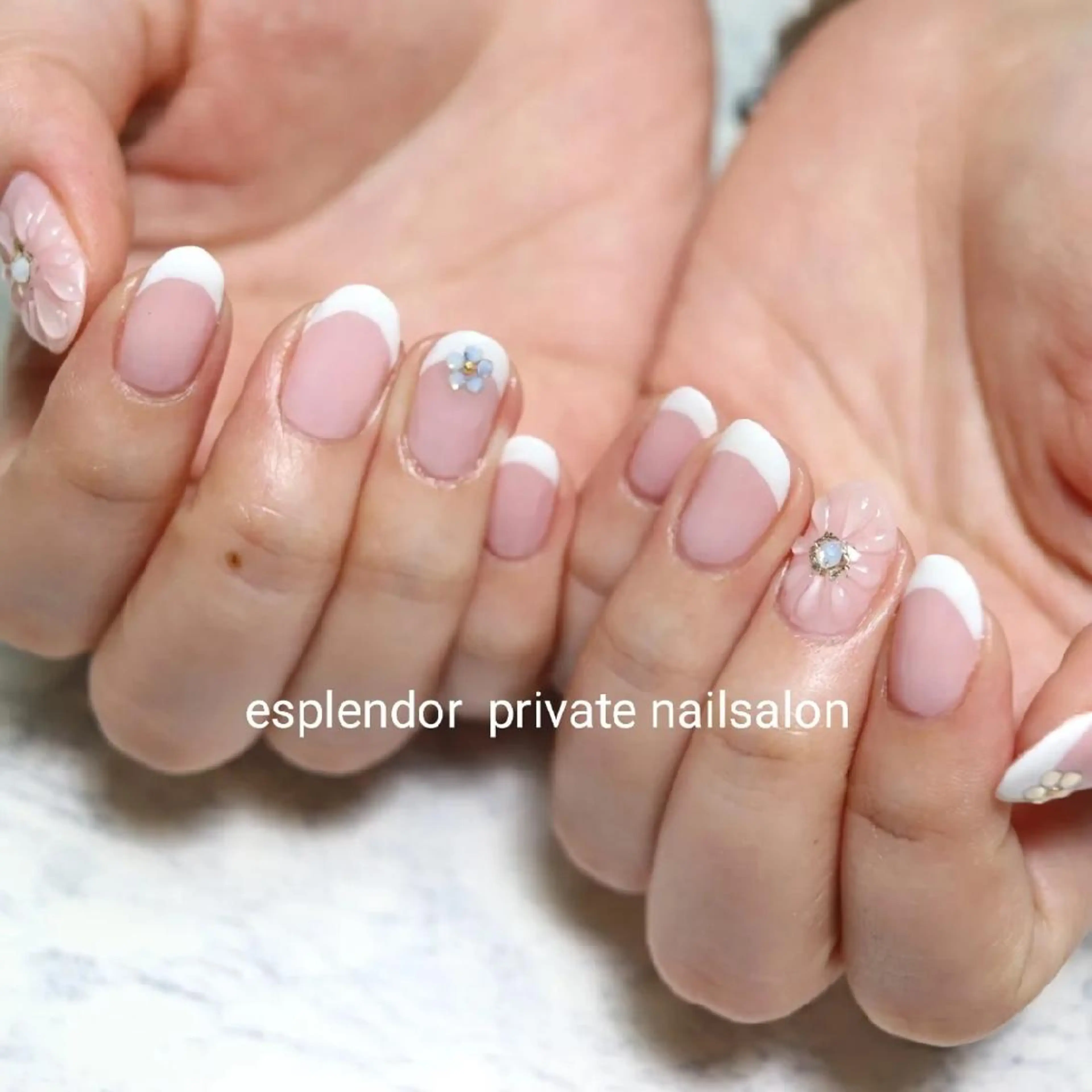 ネイル アートネイル フレンチネイル ぷっくりネイル esplendor  エスプレンドル所属・esplendor  小野寺のネイルデザイン