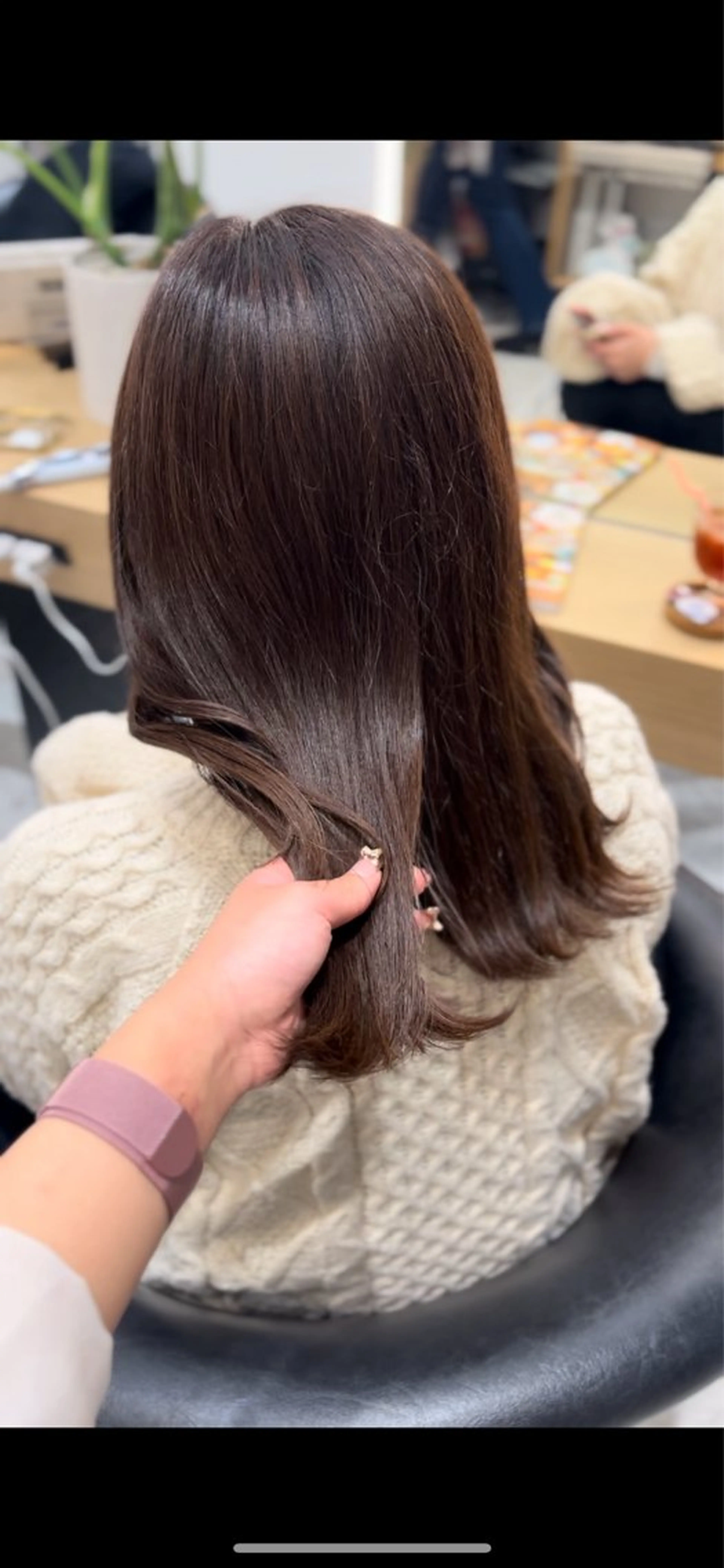 ミディアム カラー ベージュカラー カット トリートメント 𝑴𝑰𝑨🎀赤髪 /ピンク/髪質改善のヘアスタイル