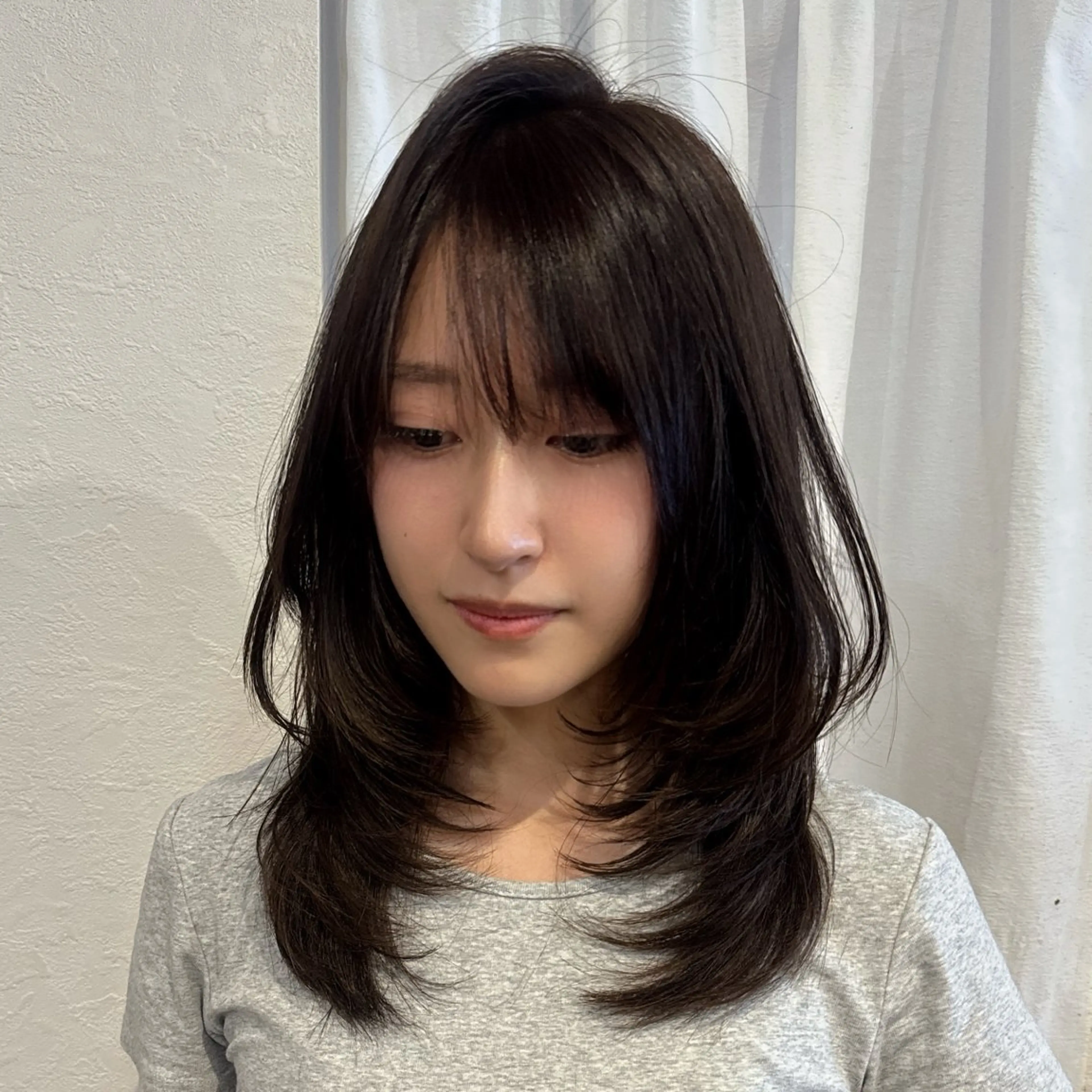 セミロング nana / Luceのヘアスタイル