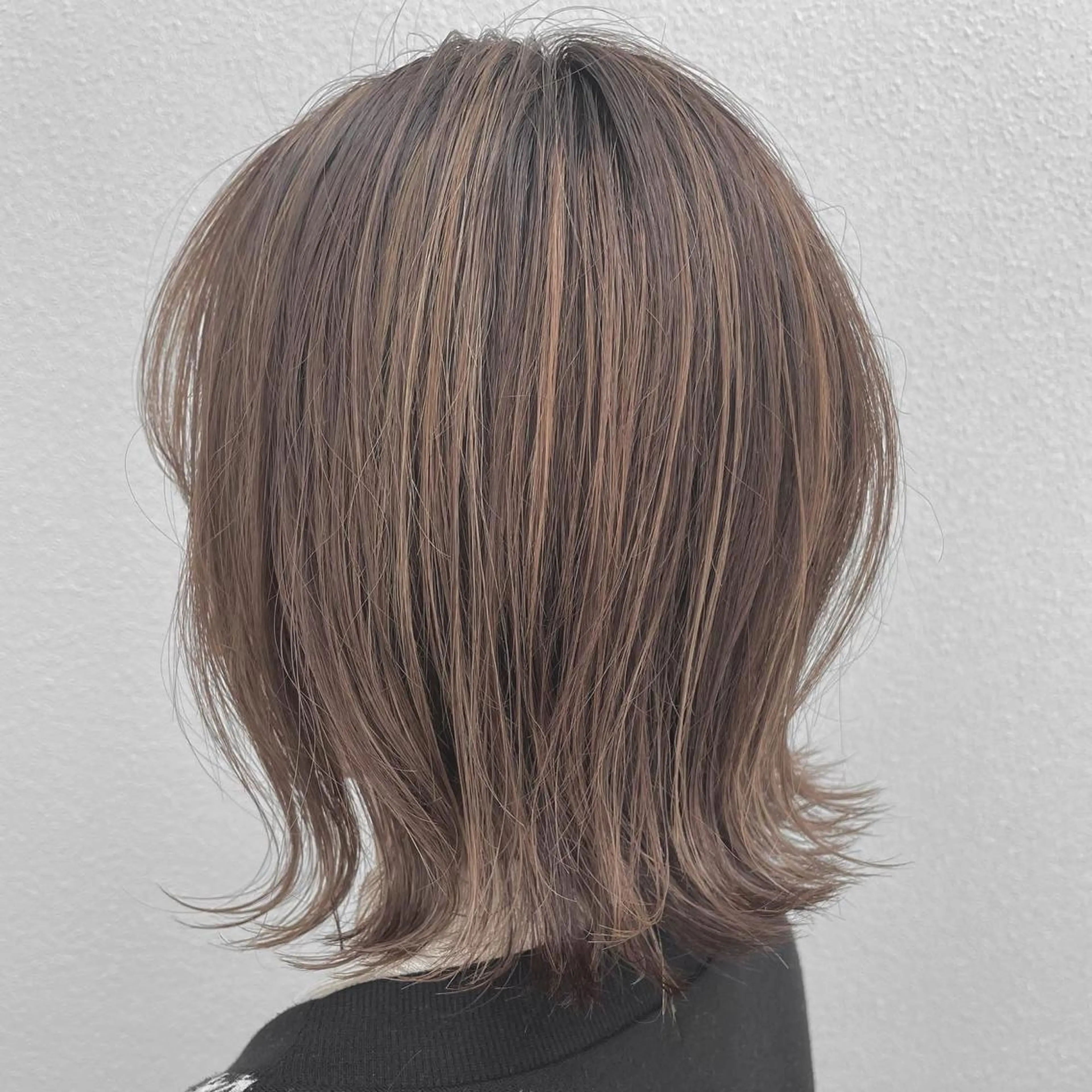 ミディアム 切りっぱなしボブ ショートボブ ミディアムパーマ ミストバング ボブ C’LD hair  produce /シールドヘア所属・モテ髪/ボブ/ショー ト/アダチフウトのヘアスタイル