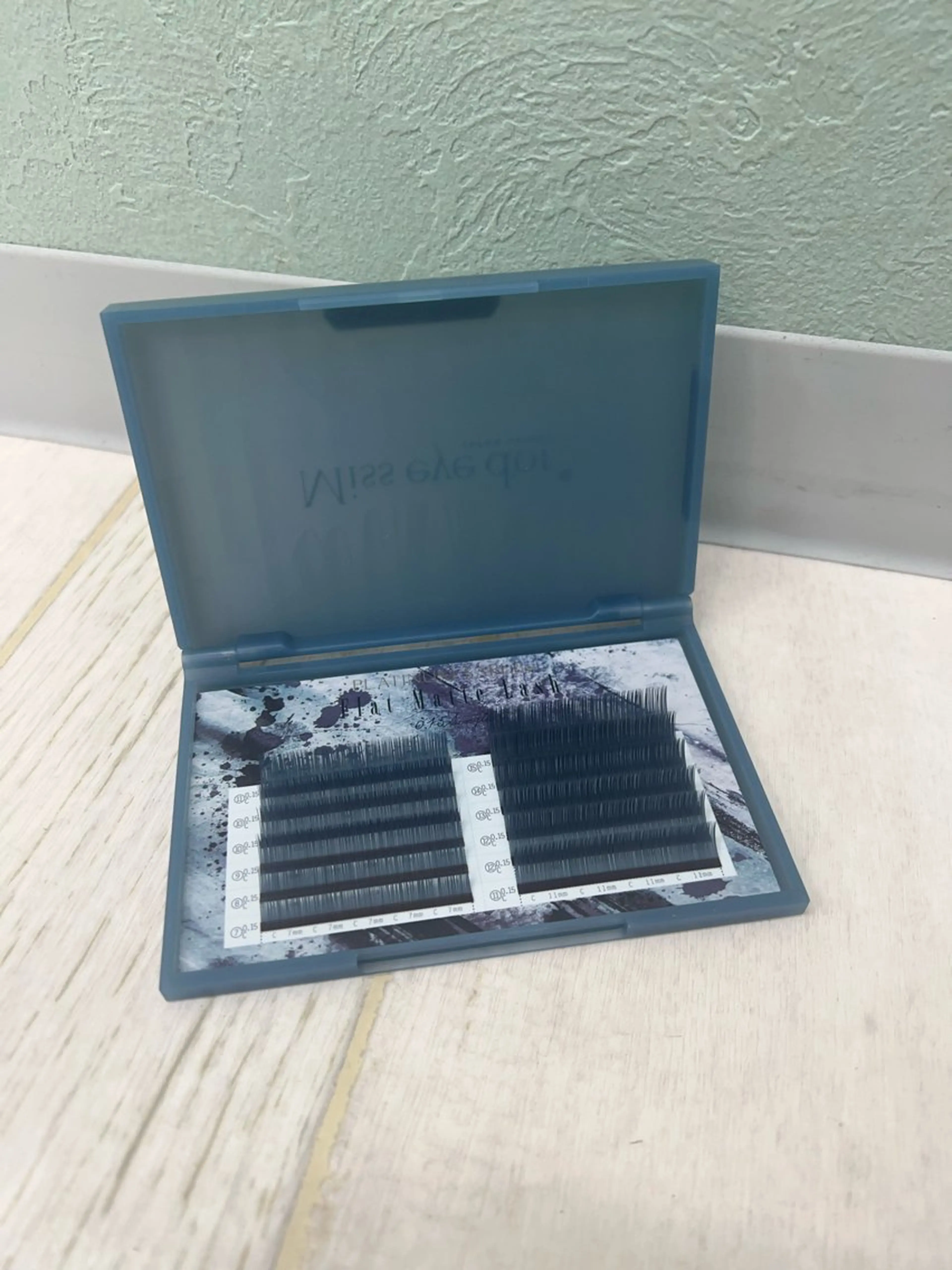 マツエク・マツパ フラットラッシュ オガワ 。のマツエク・マツパデザイン