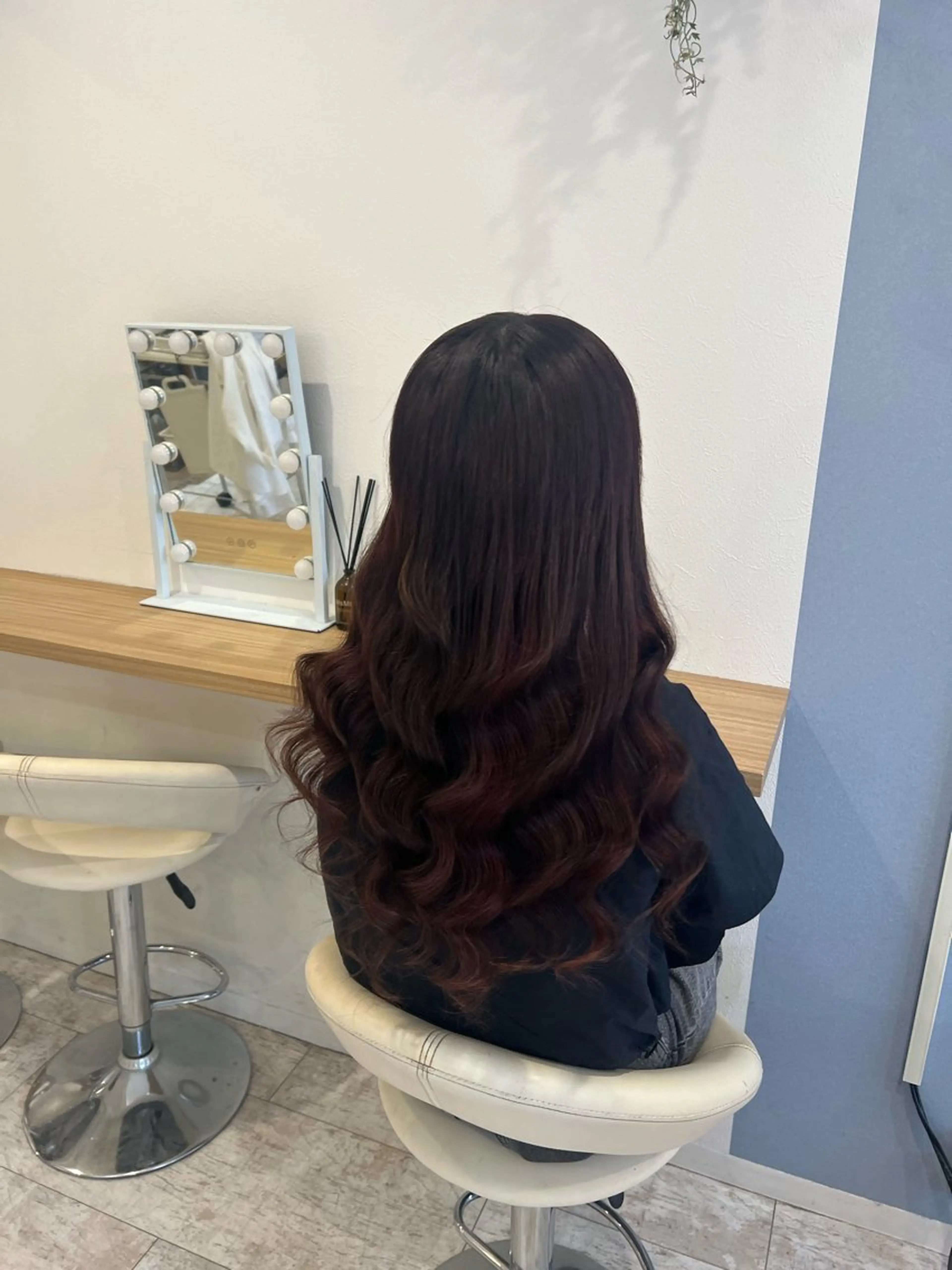 ロング エクステ 髪質改善 カット ヘアカラー トリートメント エクステ マテリアル 中央駅店のヘアスタイル