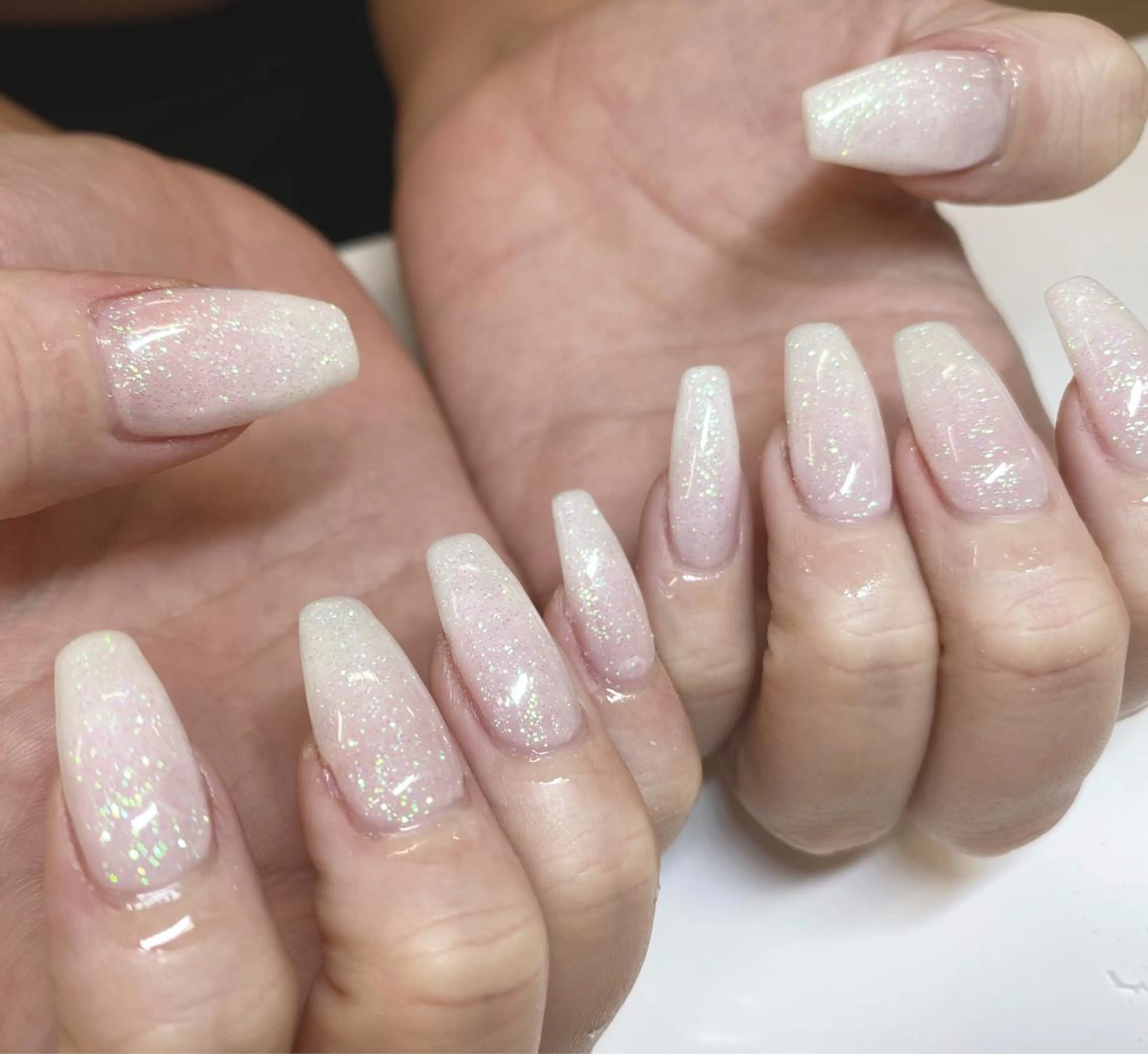 ネイル 長さ出し フットネイル フレンチネイル ジェルネイル ガラスフレンチ ハンドネイル salon Lilouのネイルデザイン