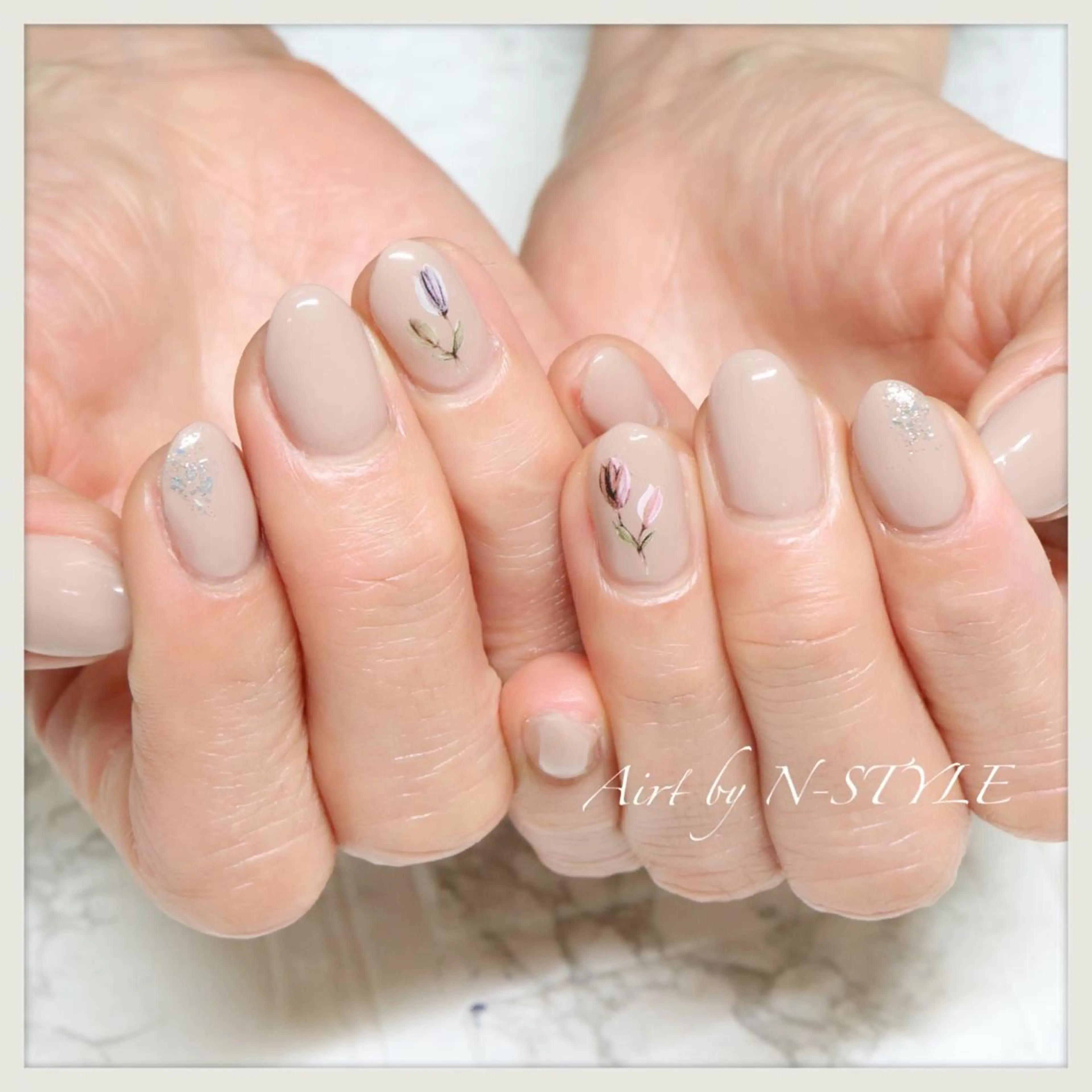 ミディアム ネイルN-STYLE スタッフのネイルデザイン