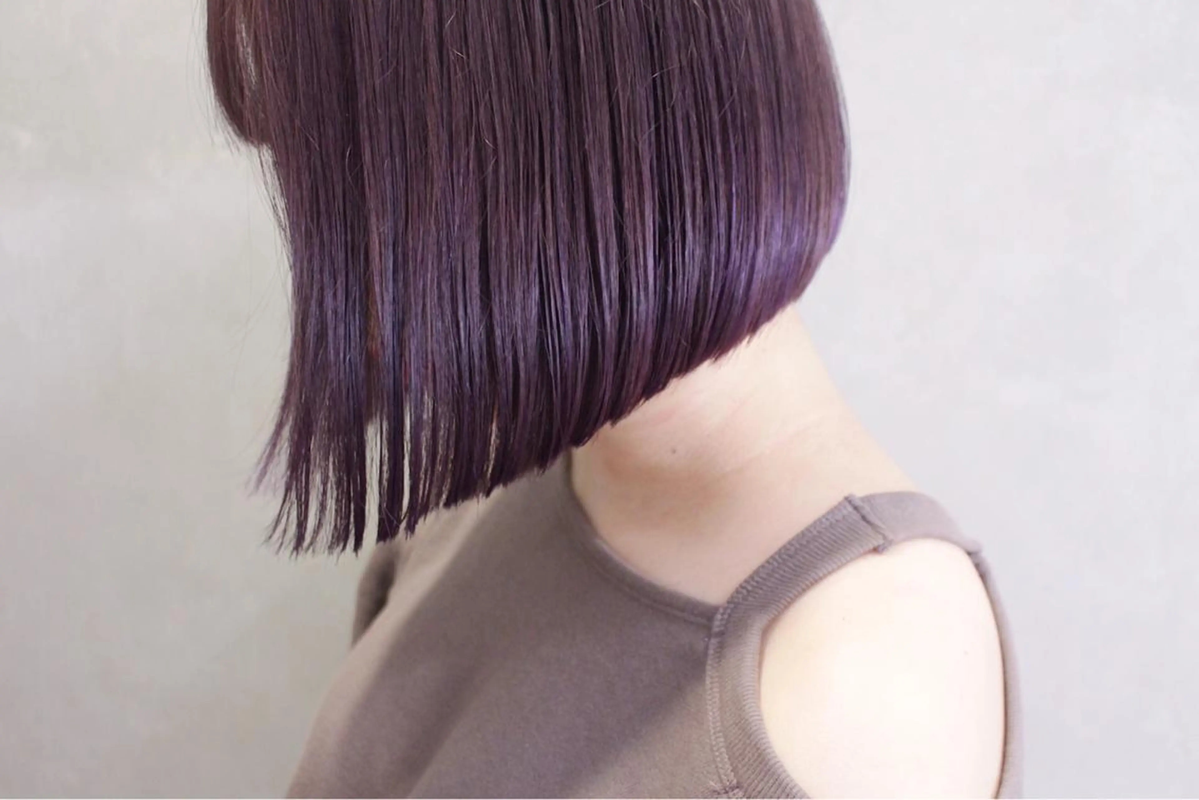 ショート カラー ヘアアレンジ バイオレットカラー ヘアカラー トリートメント lani ブリーチ /ダブルカラーのヘアスタイル