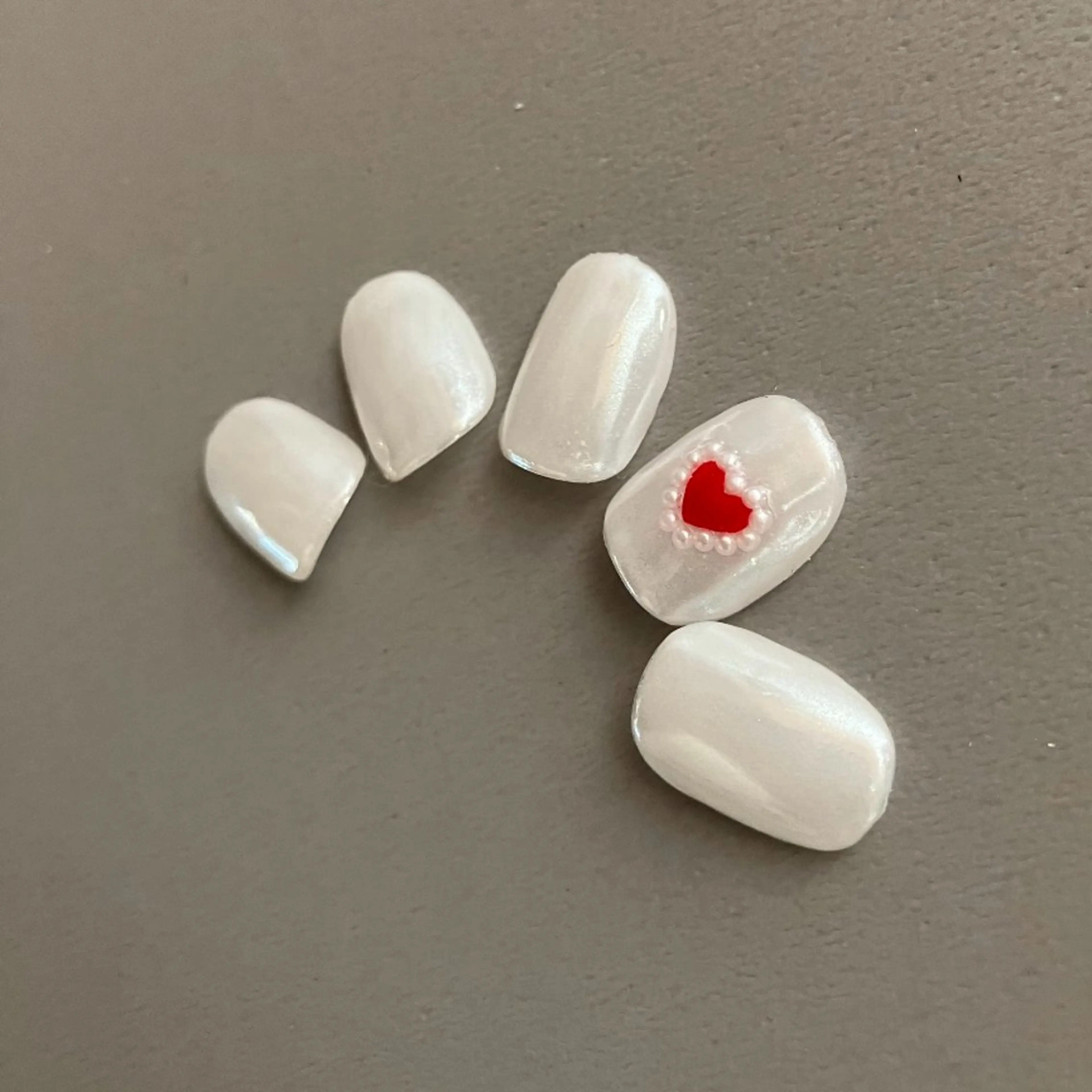 ネイル 中野 茅緩のネイルデザイン