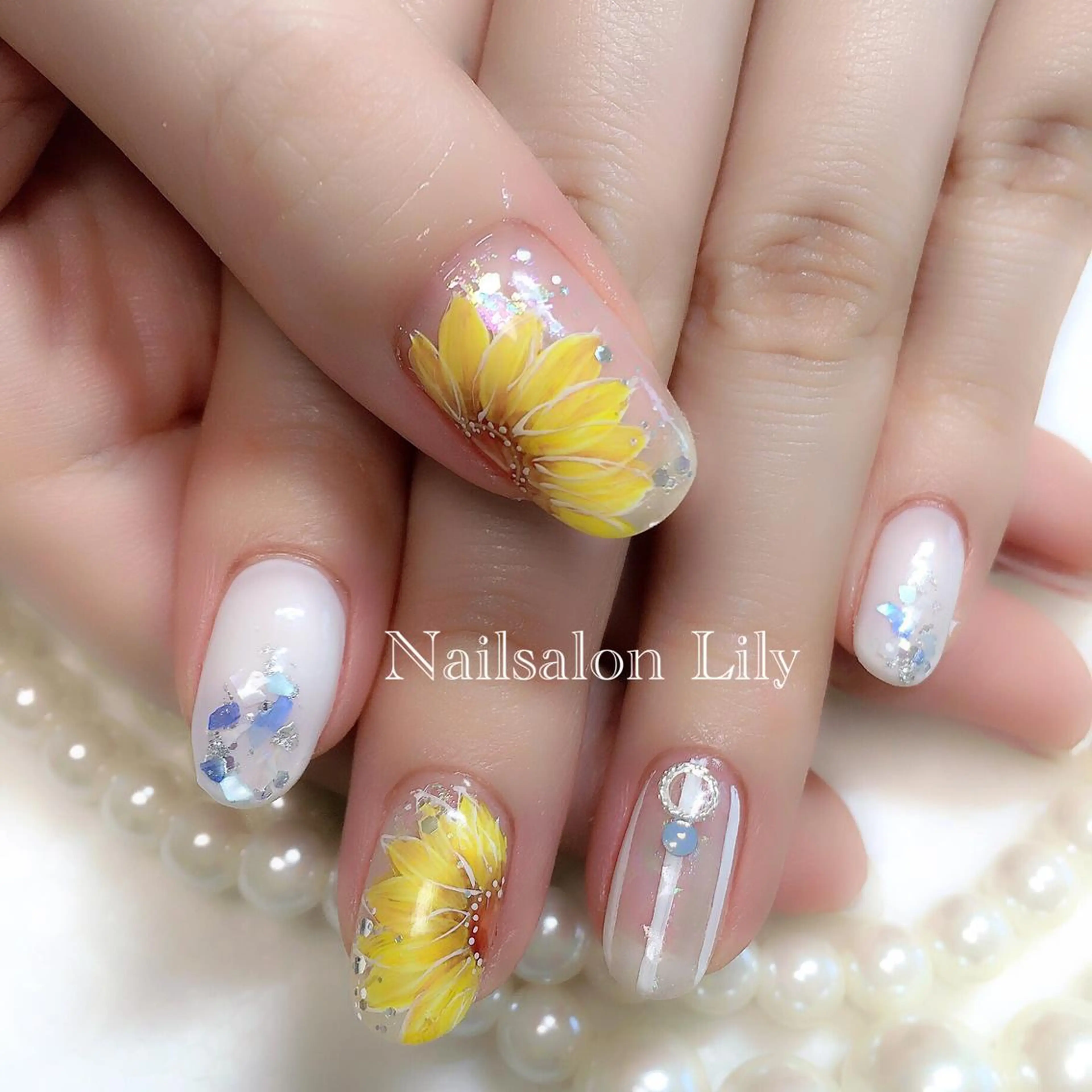 ネイル Lily*nail 🌻Mii🌻のネイルデザイン