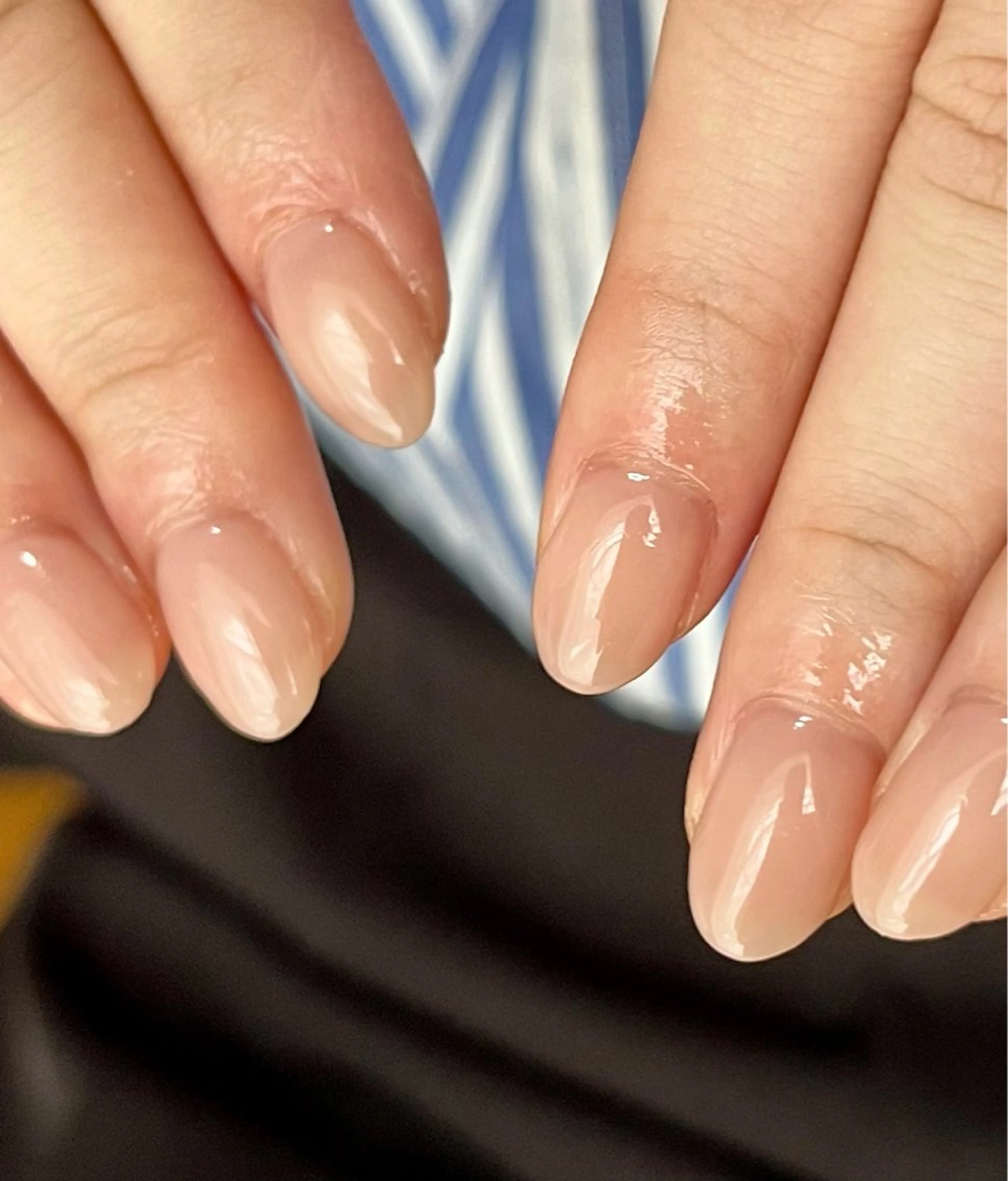 ネイル ワンカラーネイル tsumeya ゆるかわ手描きネイルのネイルデザイン