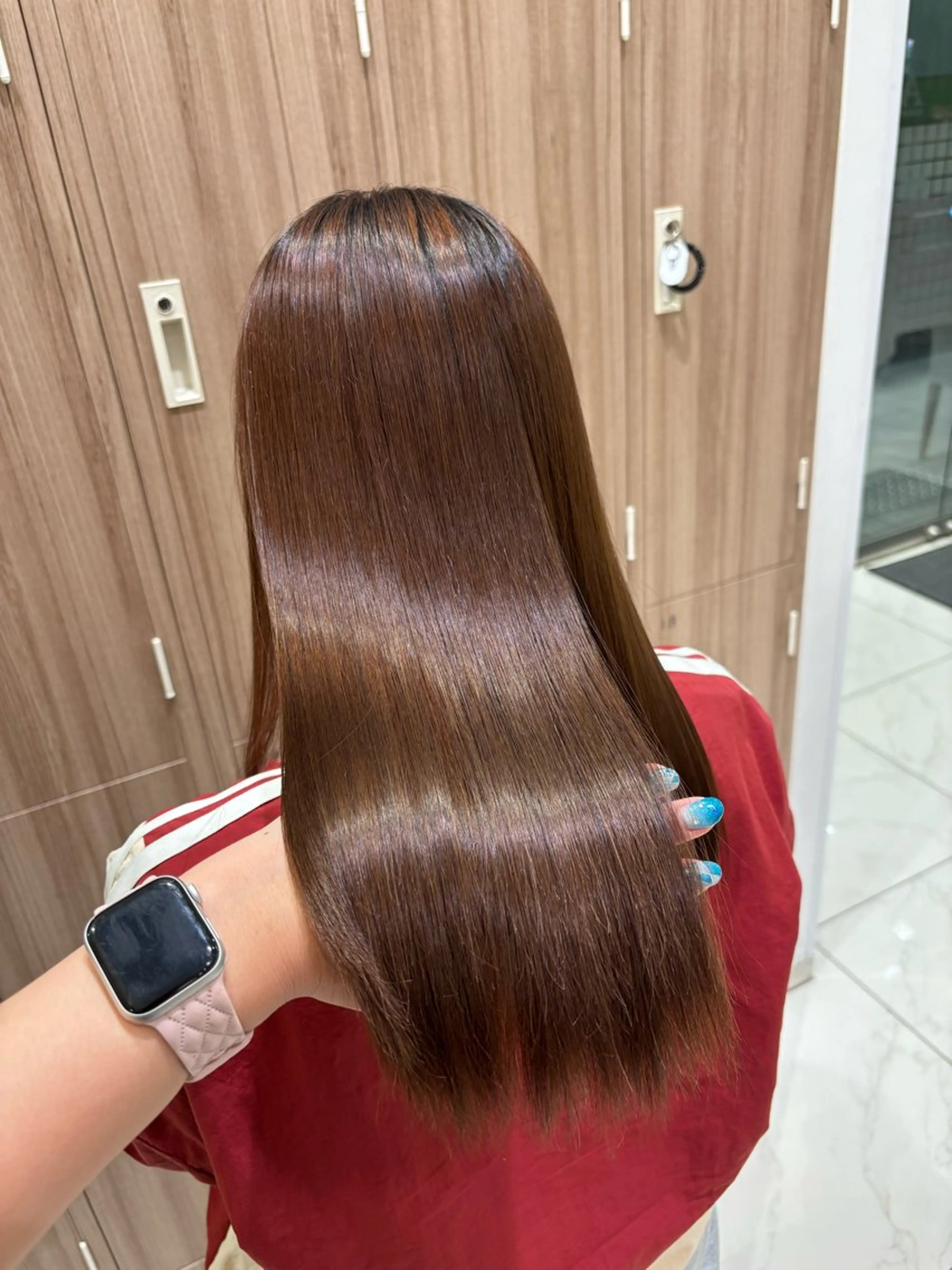 ロング 縮毛矯正 駒形 七海のヘアスタイル