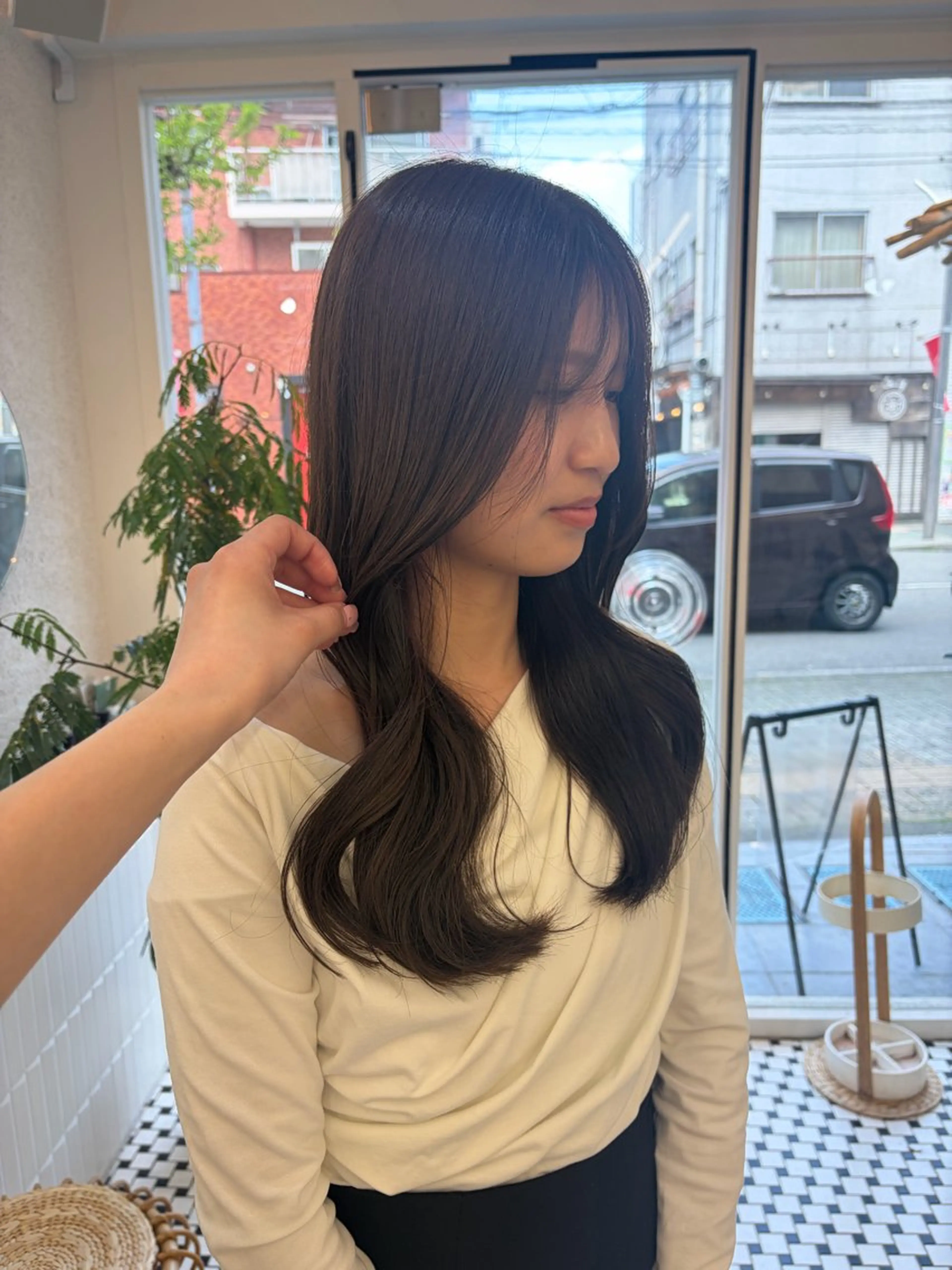 ロング ヘアカラー トリートメント リン🔔ボブ cut 柔らかベージュ🤎のヘアスタイル