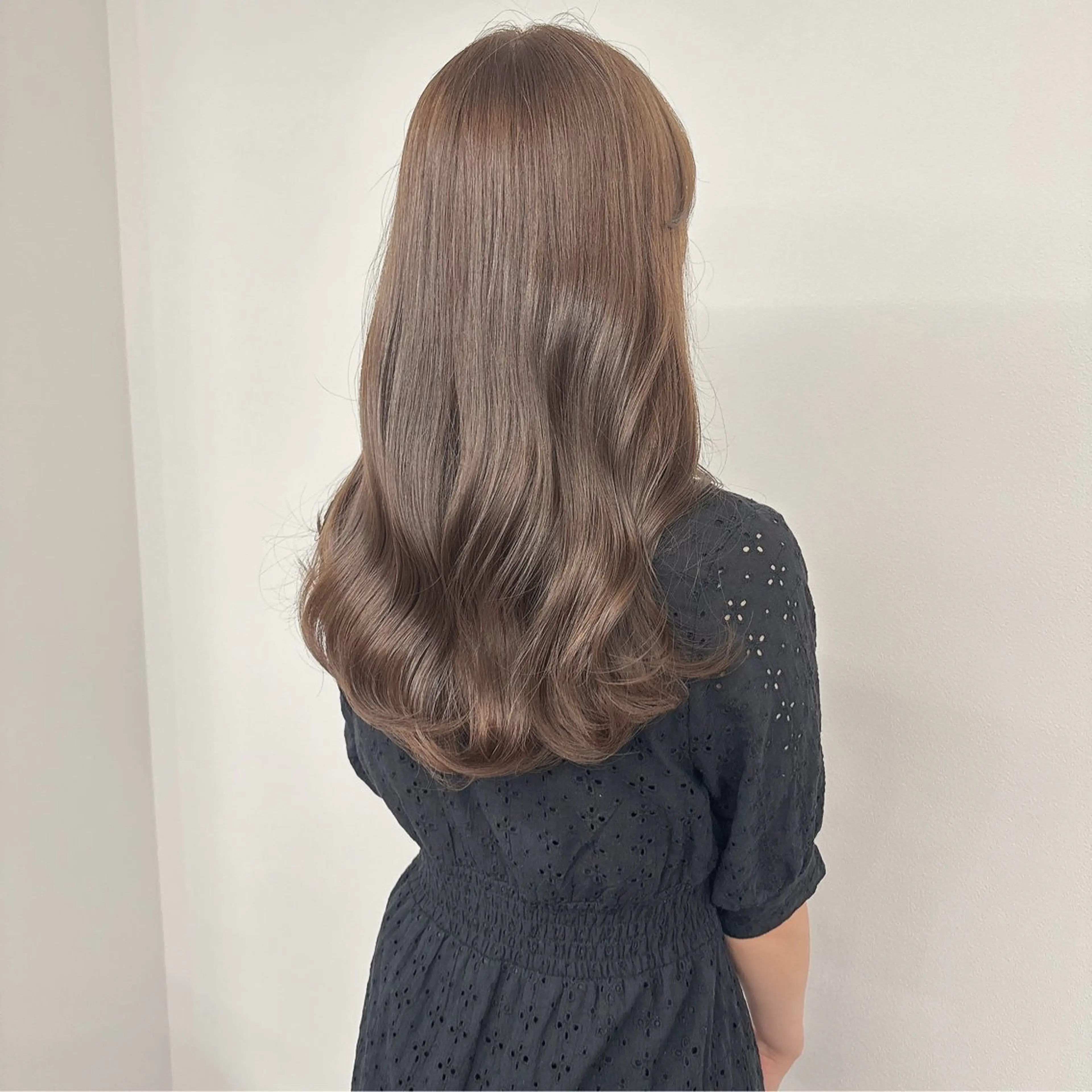 カラー KNOWHOW/思川 阿耶のヘアスタイル