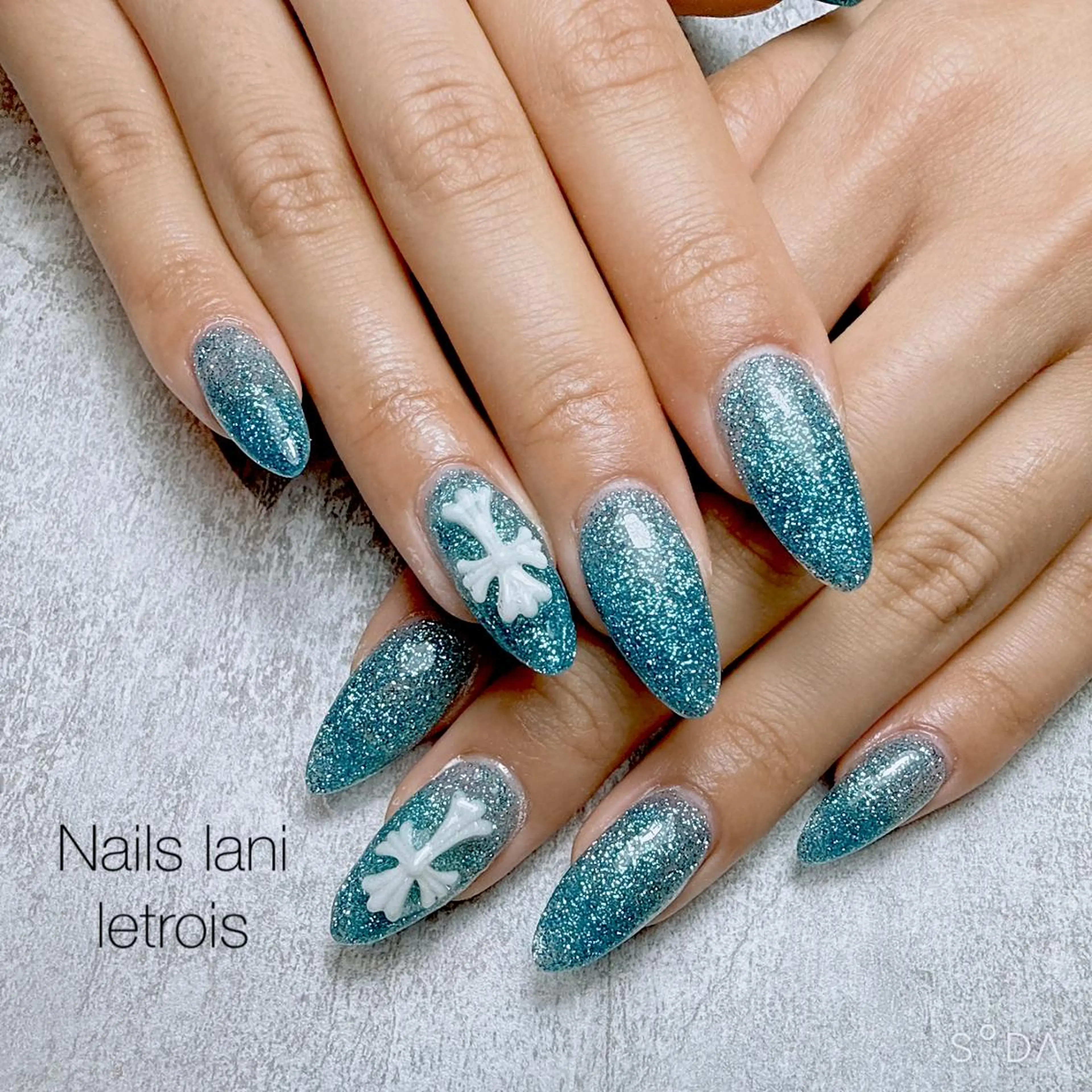 ネイル ハンドネイル ネイルズラニ SANAのネイルデザイン