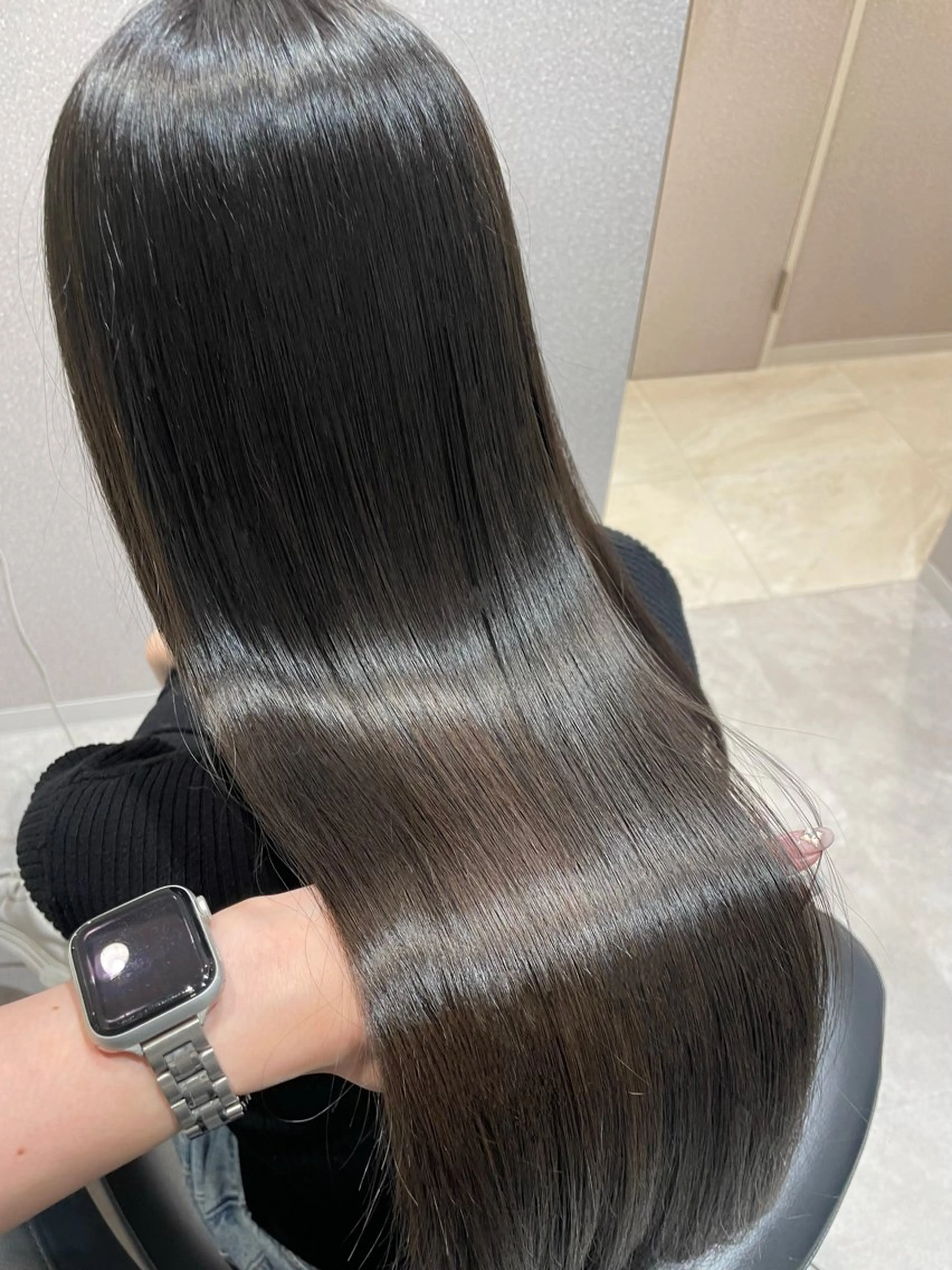 ロング ロングレイヤー 髪質改善 レイヤーカット ロング トリートメント カット ヘアカラー トリートメント ❤︎︎韓国ヘア❤︎︎ 𝑺𝒉𝒊𝒉𝒐のヘアスタイル