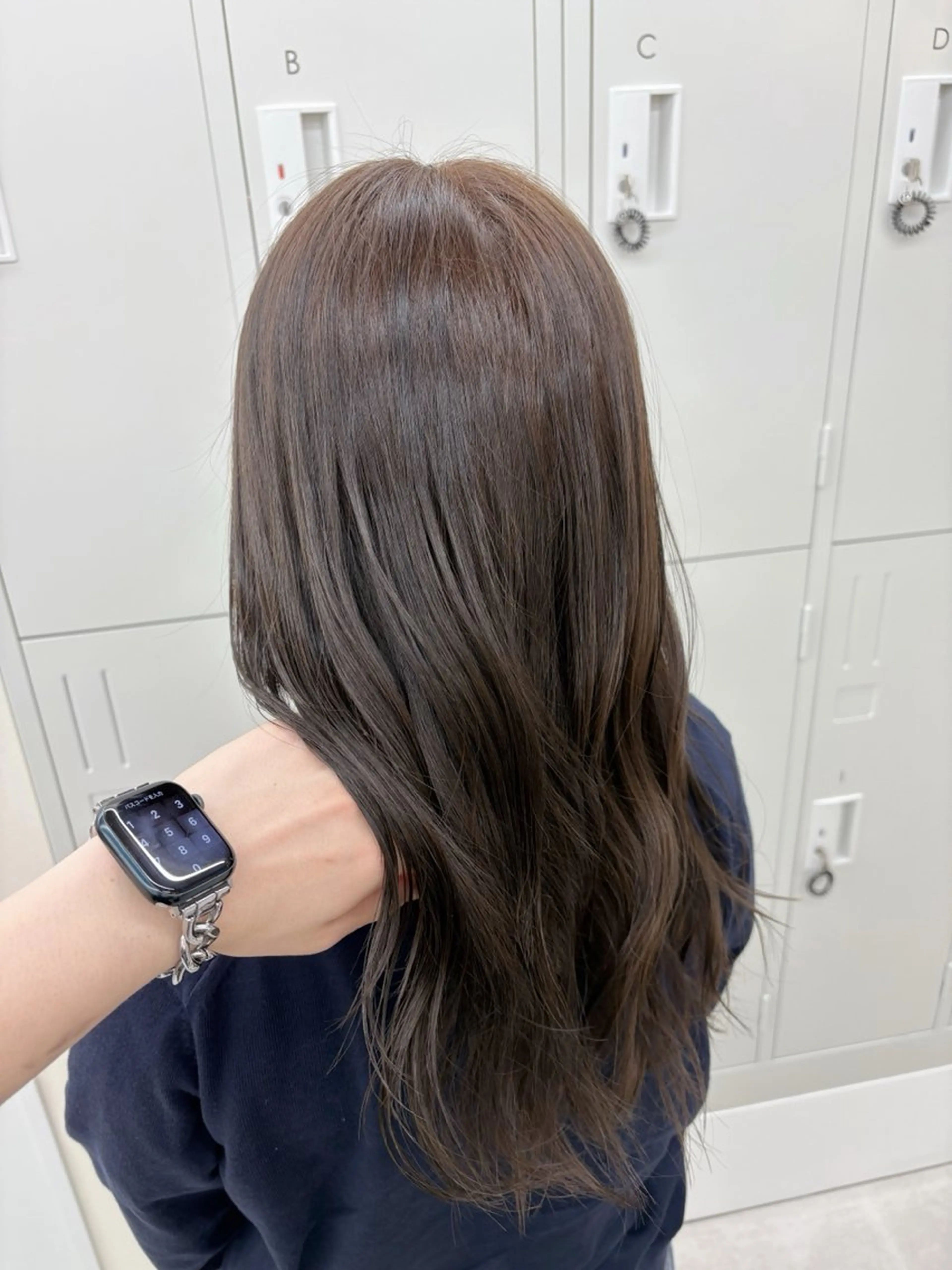 ロング カラー カット ヘアカラー トリートメント NaVIユウジ 透明感カラーのヘアスタイル