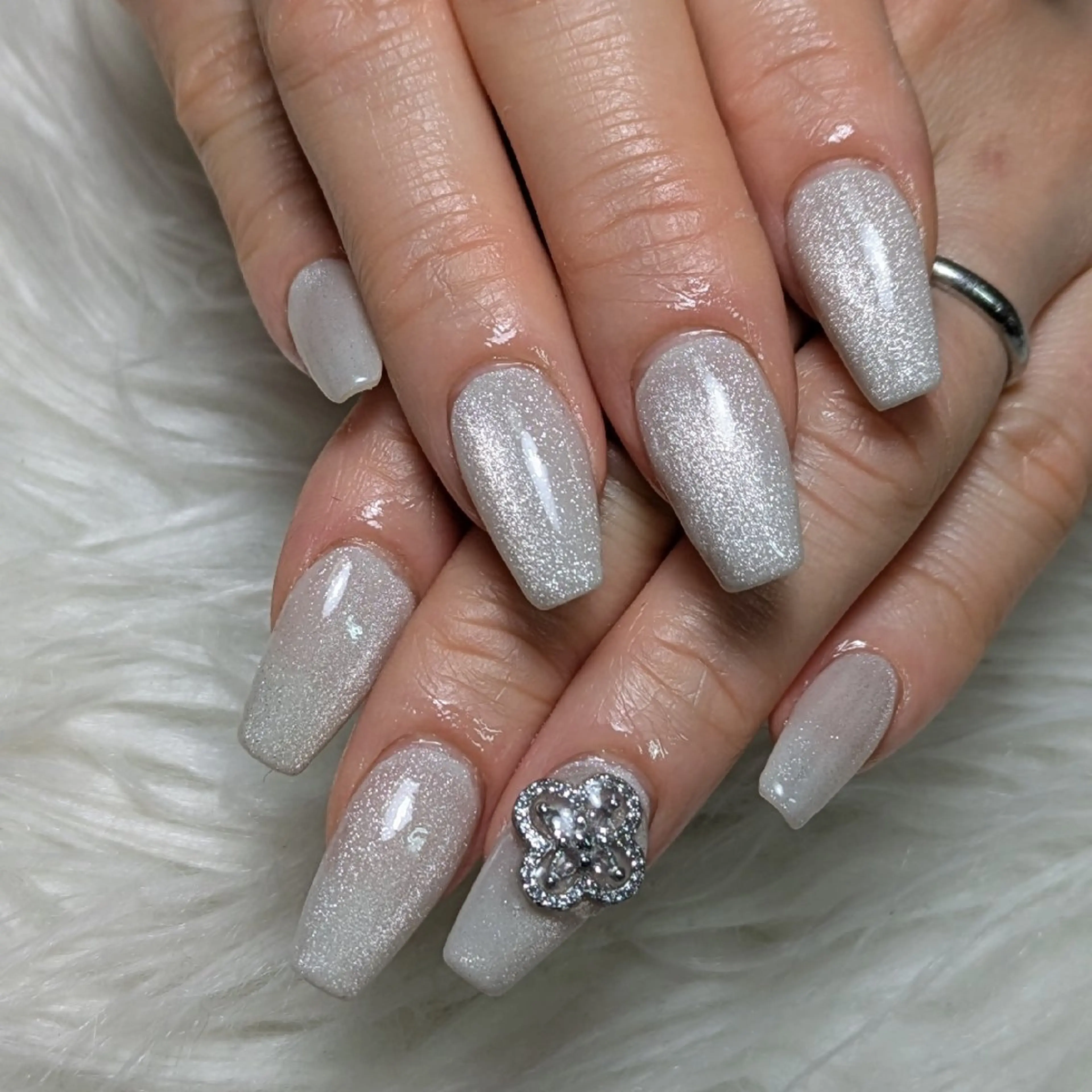 ネイル マグネットネイル ワンカラーネイル ハンドネイル m&pPrivate nailsalonのネイルデザイン