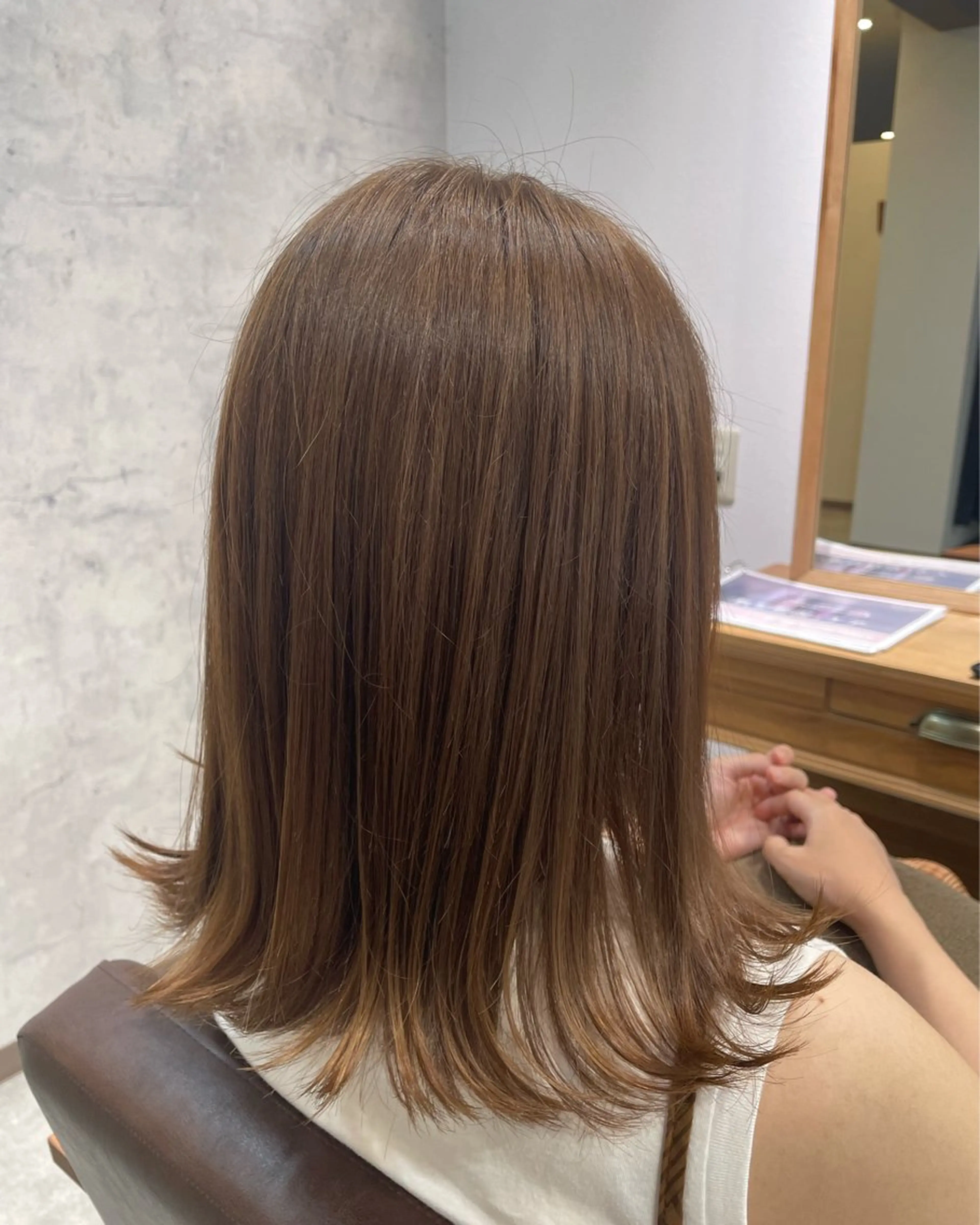 ミディアム アッシュ カット ヘアカラー トリートメント 木村 真知子のヘアスタイル