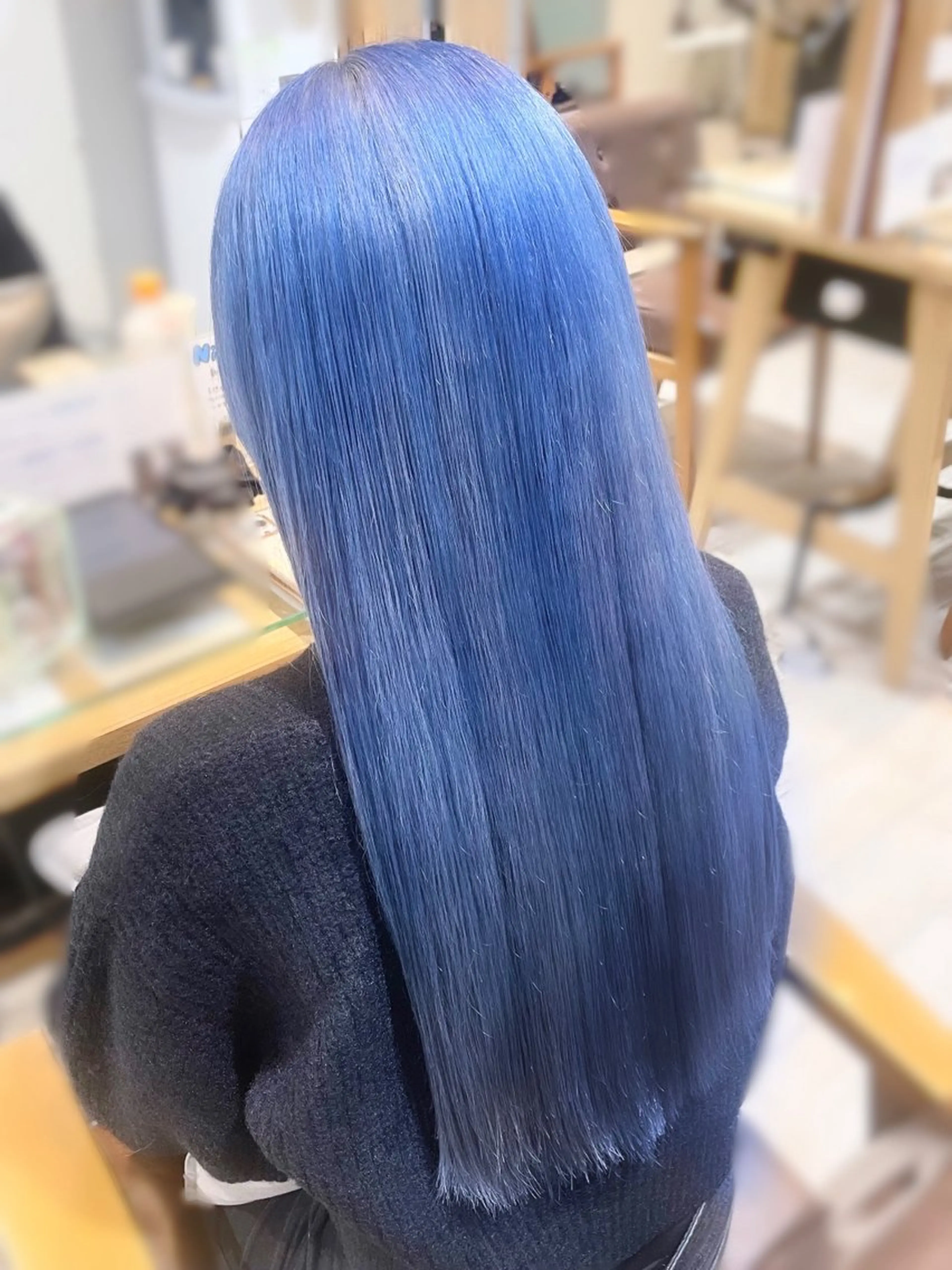 ロング カラー ブリーチ ブルーカラー ヘアカラー 🍬kanami 🍬ボブ/暖色カラーのヘアスタイル