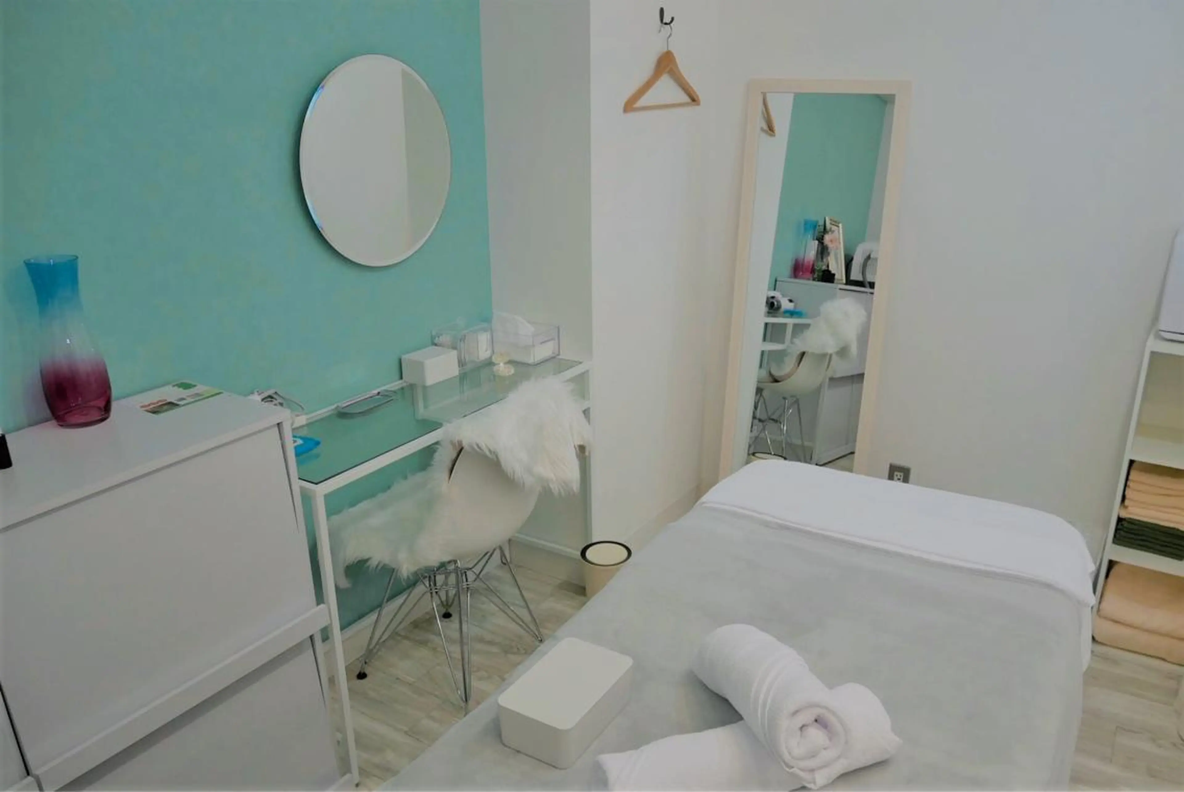 美肌脱毛フェイシャル サロンAMOのエステ・リラクイメージ