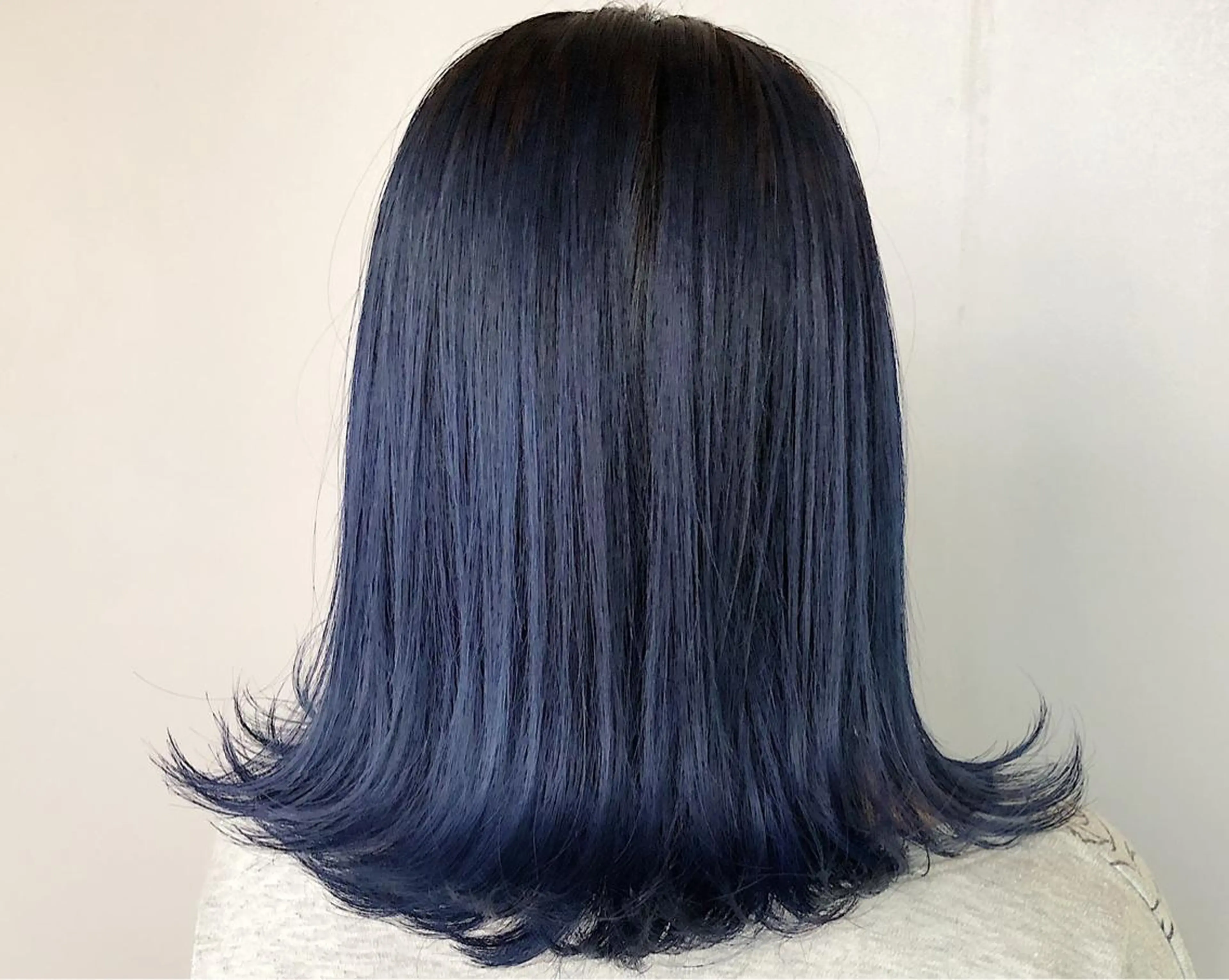 ミディアム カラー VIRETTA 【ヴィレッタ】のヘアスタイル